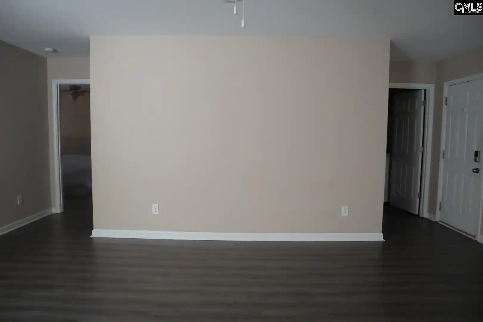 Photo 3 of Single family home for sale at 1033 Glencroft, Columbia, SC 29210 | MLS# 639153 | Listing updated on 2026-07-22