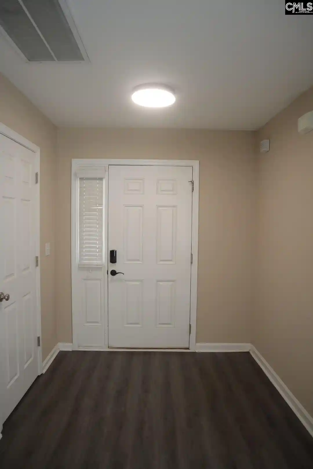 Photo 3 of Single family home for sale at 1033 Glencroft, Columbia, SC 29210 | MLS# 639153 | Listing updated on 2026-07-22