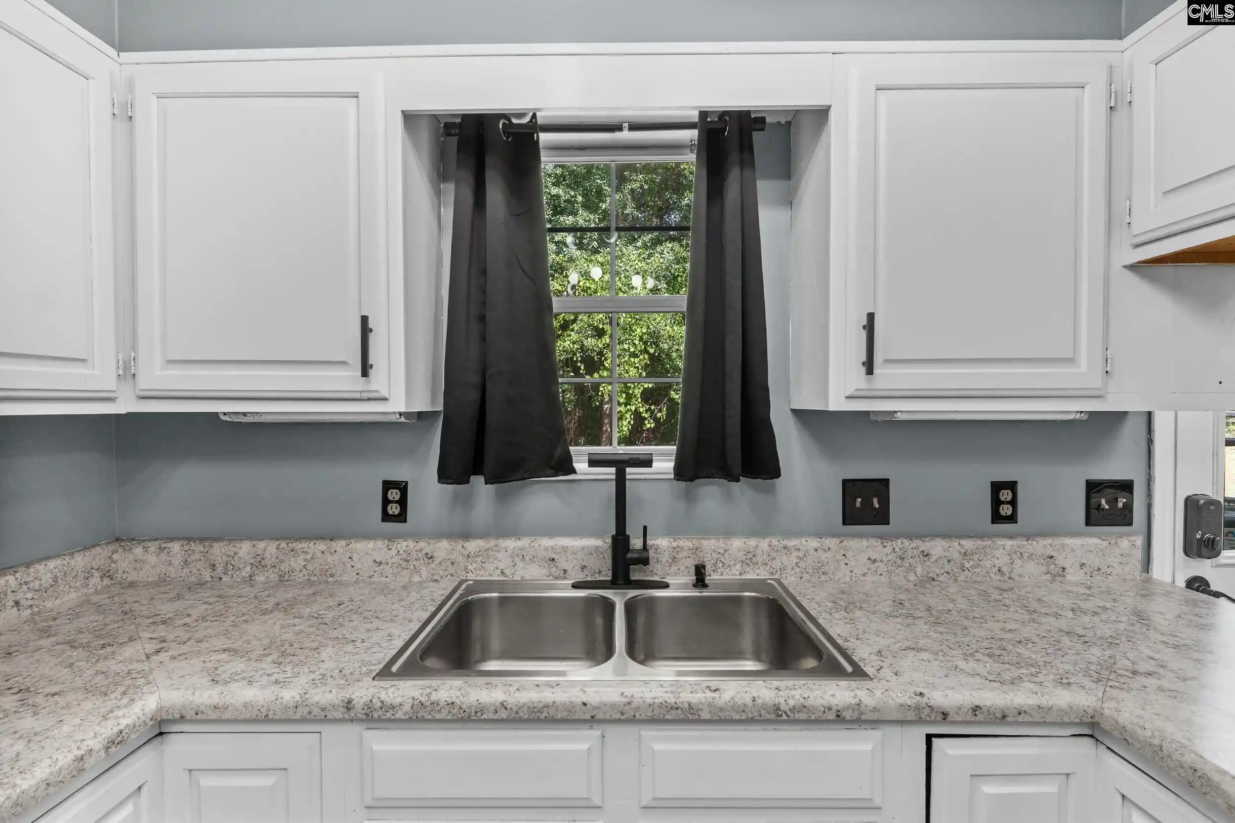 Photo 3 of Townhouse for sale at 1108 Cloister, Columbia, SC 29210 | MLS# 639181 | Listing updated on 2026-09-01