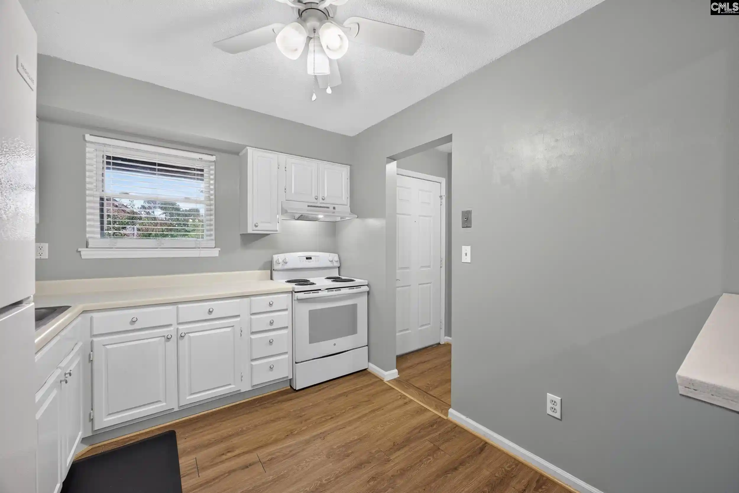 3rd image of 332 Edgewater, West Columbia, SC 29169 | MLS# 639335