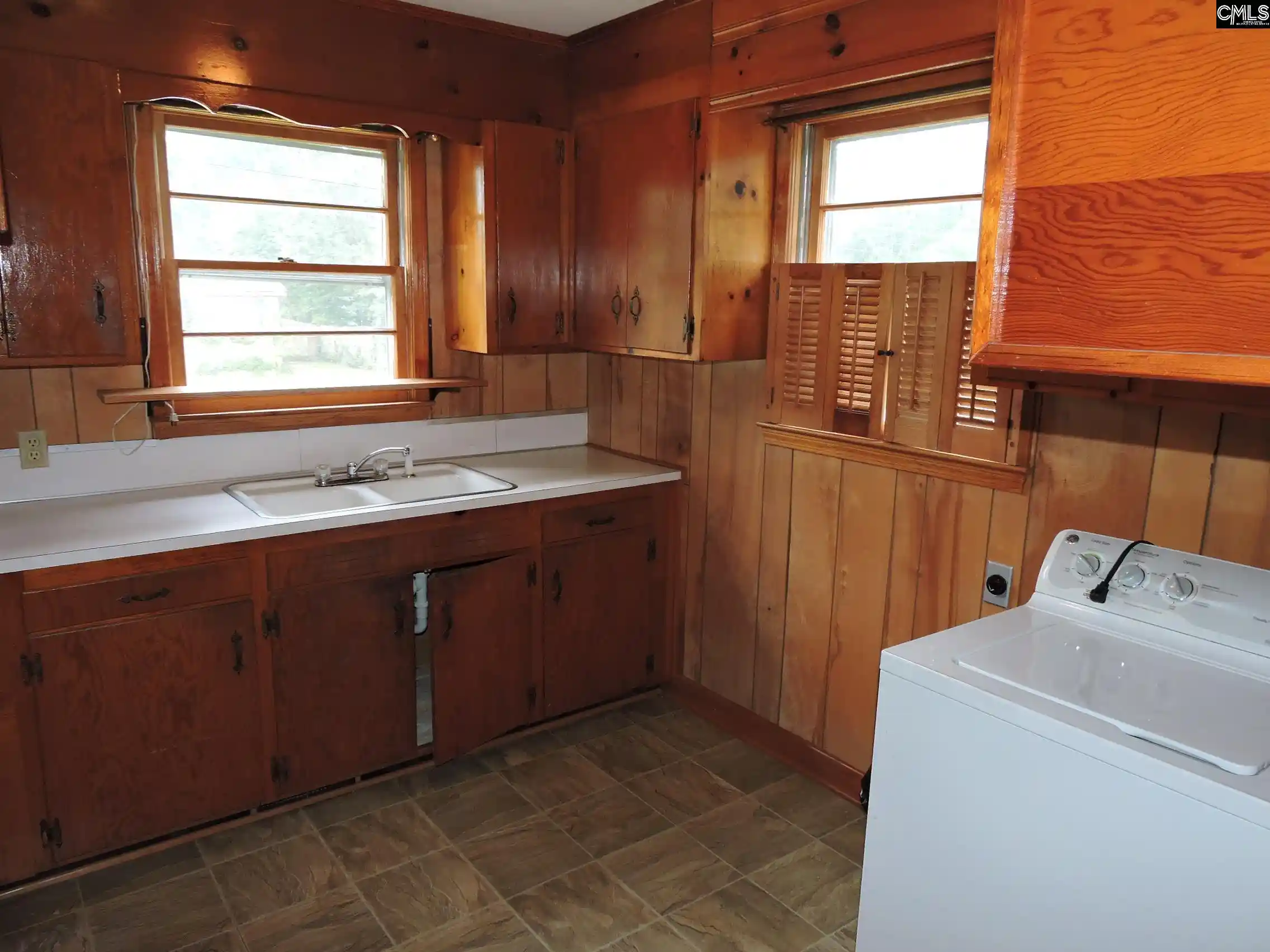 Photo 4 of Single family home for sale at 1520 Trent St, Newberry, SC 29108 | MLS# 639378 | Listing updated on 2026-08-02