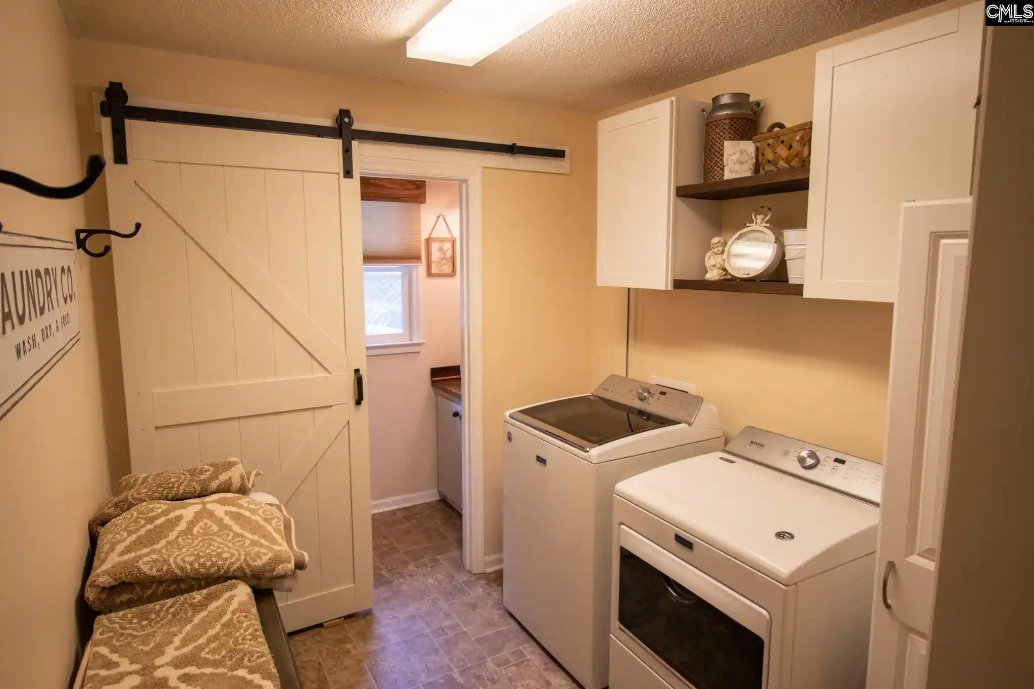 2nd image of 125 Robin Forest Dr, West Columbia, SC 29170 | MLS# 639424
