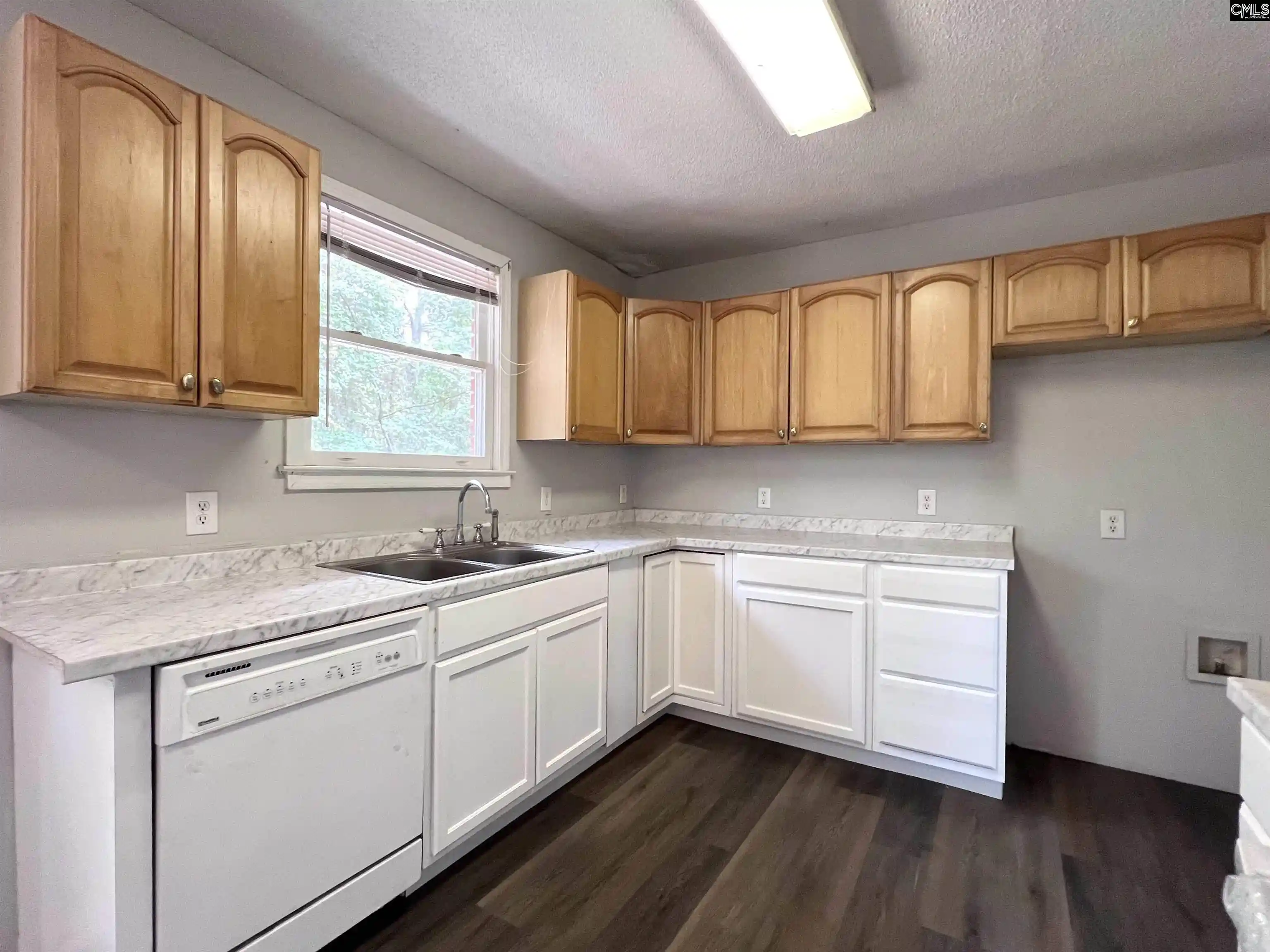 Photo 3 of Single family home for sale at 1530 Trailone, Orangeburg, SC 29115 | MLS# 639494 | Listing updated on 2026-09-21
