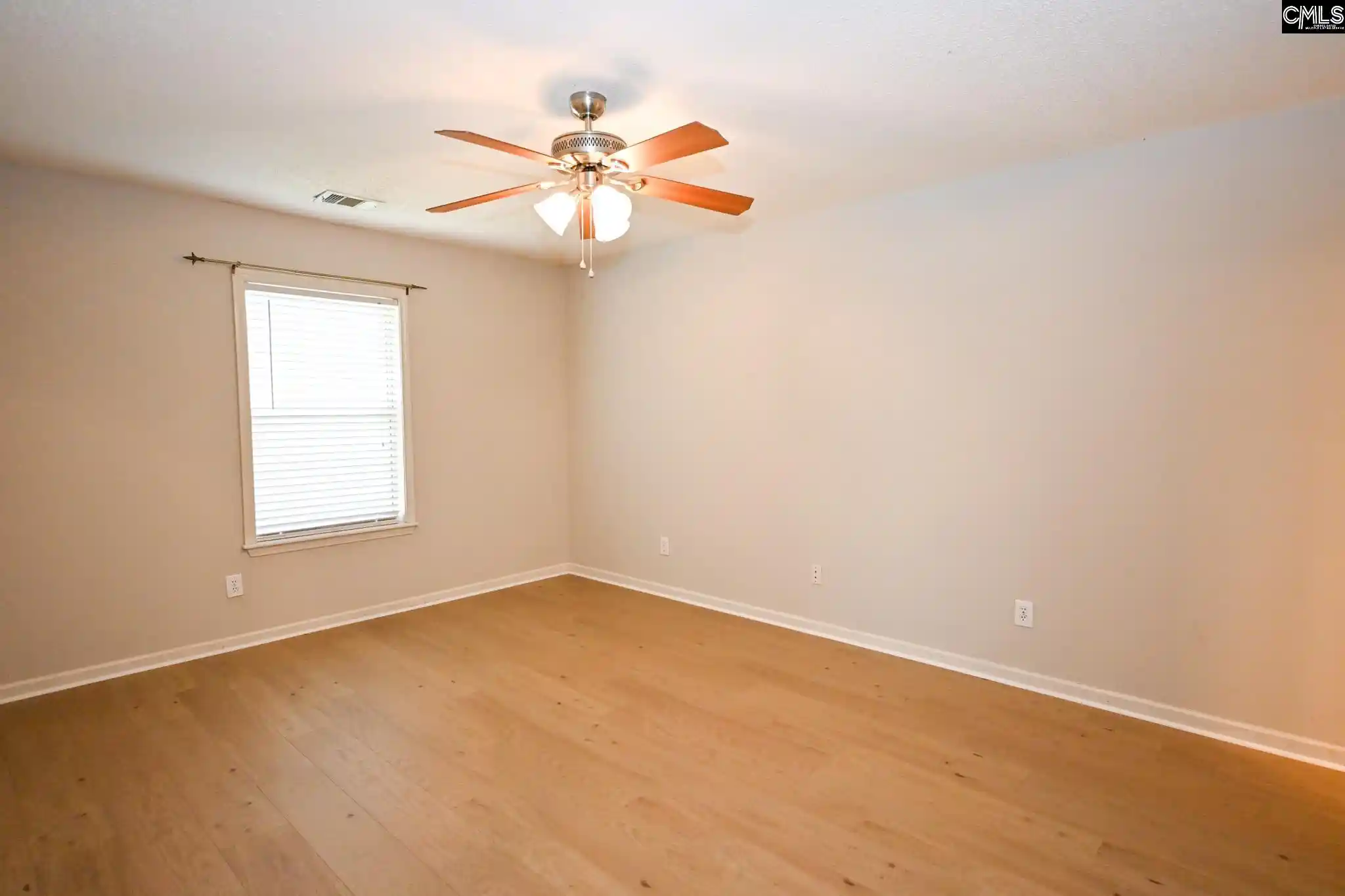 Photo 3 of Sale Pending at 4 Boston Commons, Columbia, SC 29212 | MLS# 639507 | Listing updated on 2026-09-10
