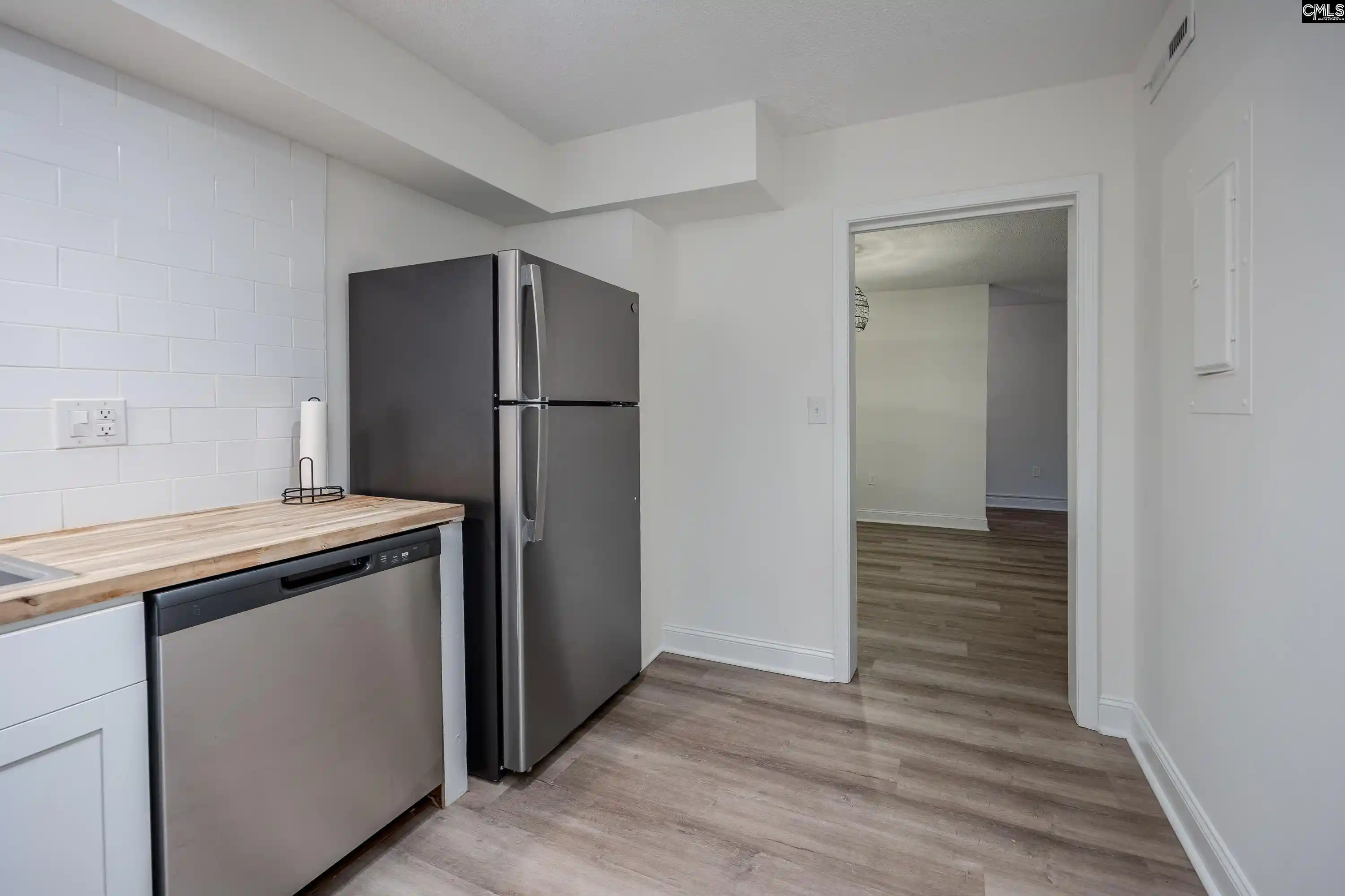 Photo 3 of Condo for sale at 1825 St Julian Pl #3E, Columbia, SC 29204 | MLS# 639527 | Listing updated on 2026-08-25