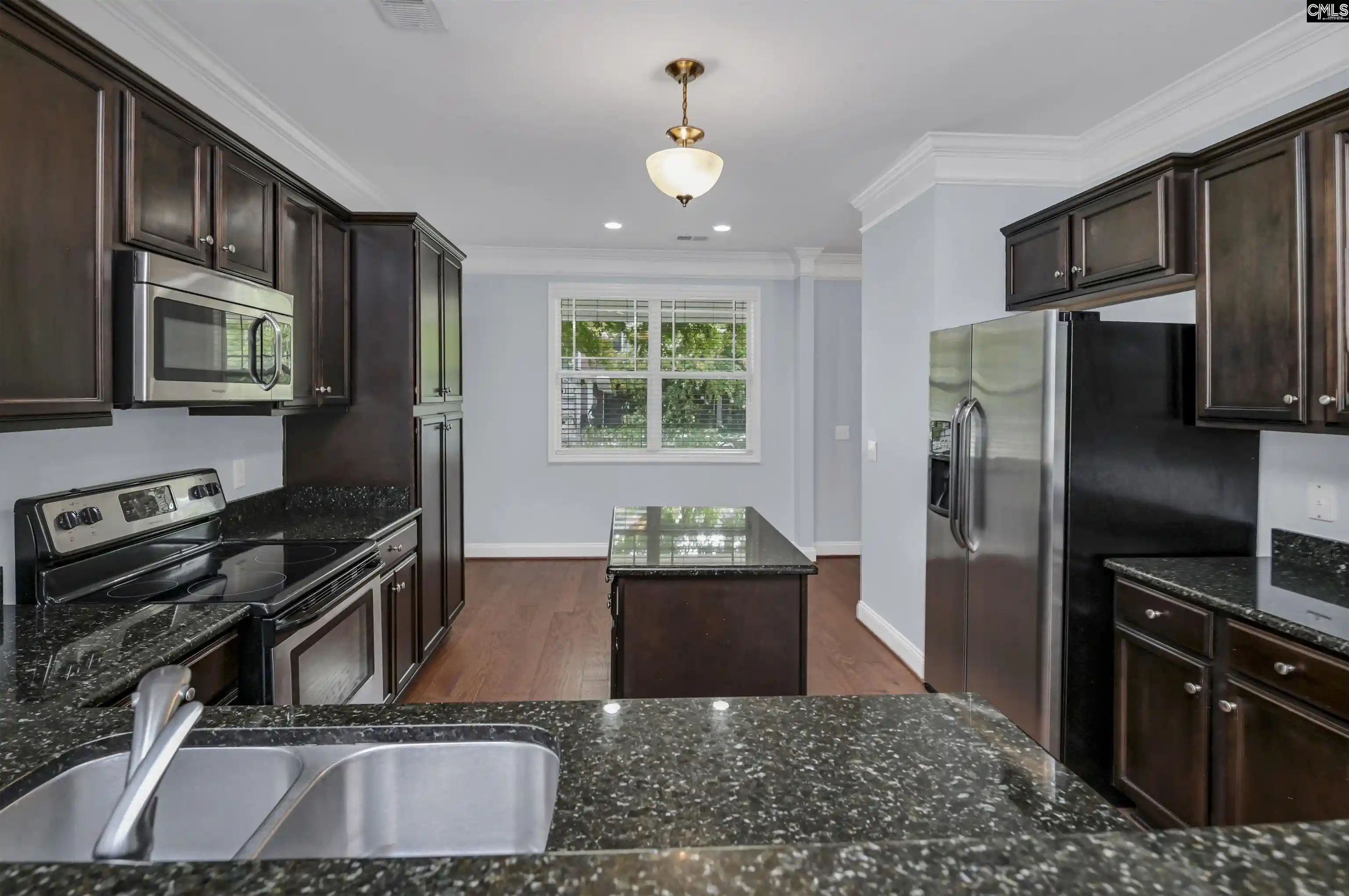 Photo 3 of Sale Pending at 865 Forest Park, Columbia, SC 29209 | MLS# 639571 | Listing updated on 2026-09-11