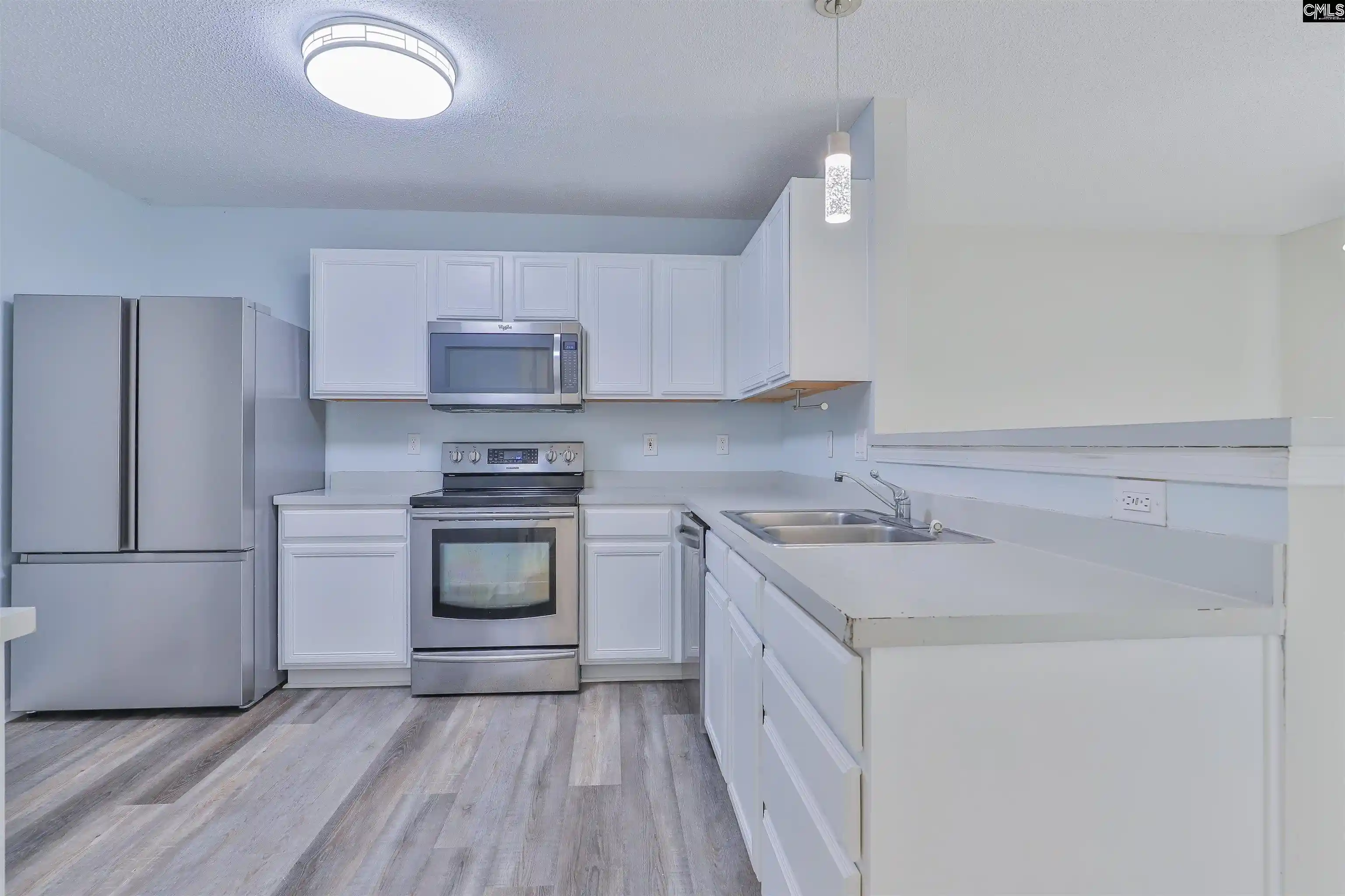 Photo 2 of Single family home for sale at 241 Hunters Mill, West Columbia, SC 29170 | MLS# 639585 | Listing updated on 2026-09-10
