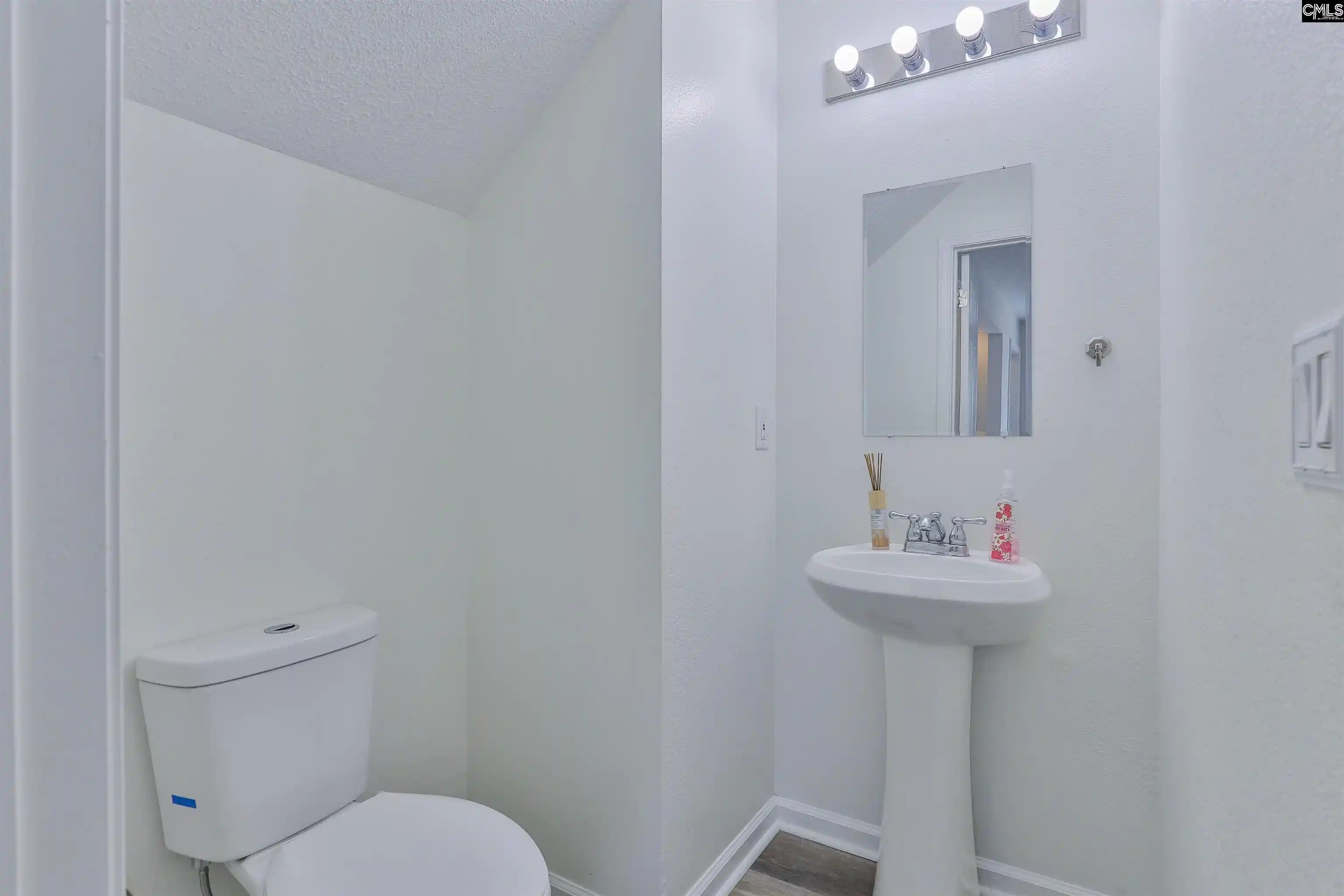 Photo 4 of Single family home for sale at 241 Hunters Mill, West Columbia, SC 29170 | MLS# 639585 | Listing updated on 2026-09-10
