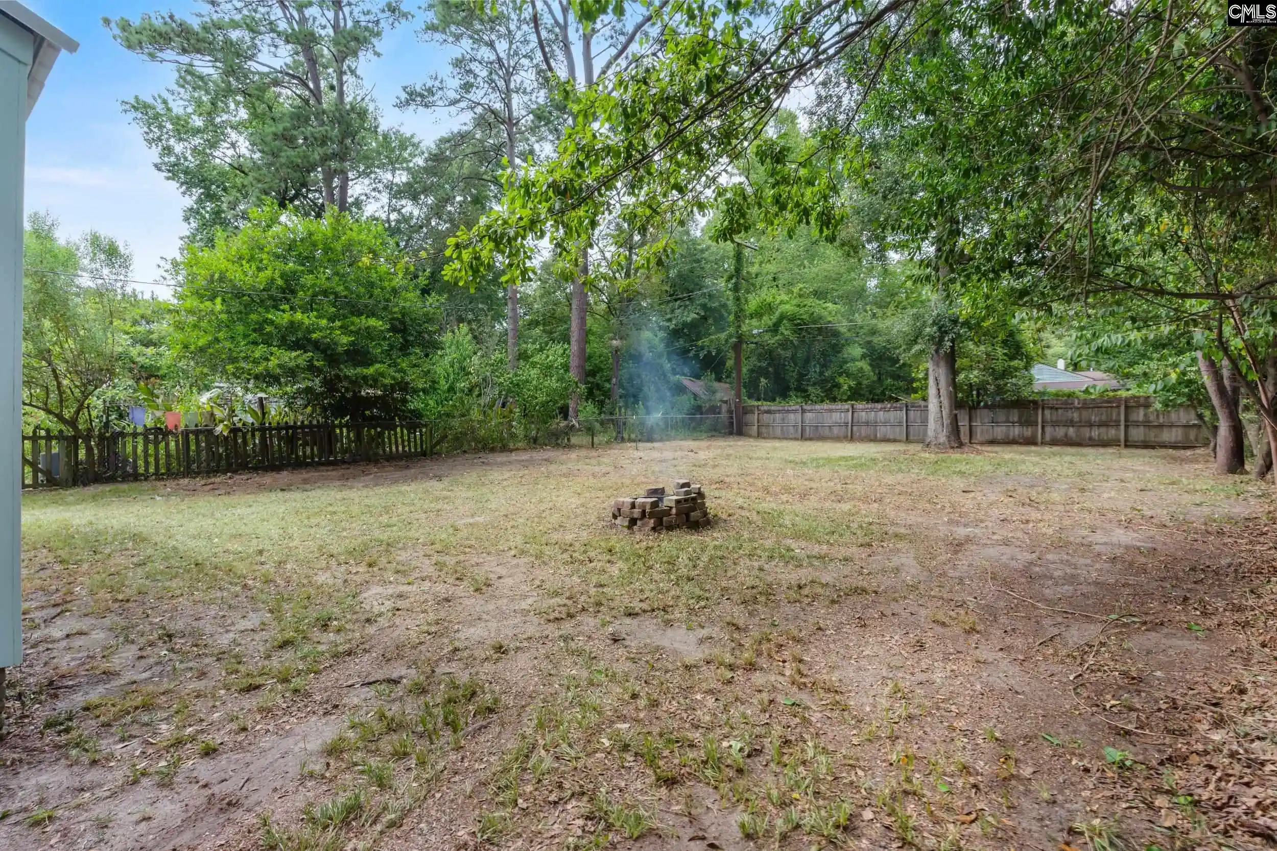 Photo 3 of Single family home for sale at 2217 Kingswood, Columbia, SC 29205 | MLS# 639594 | Listing updated on 2026-08-18