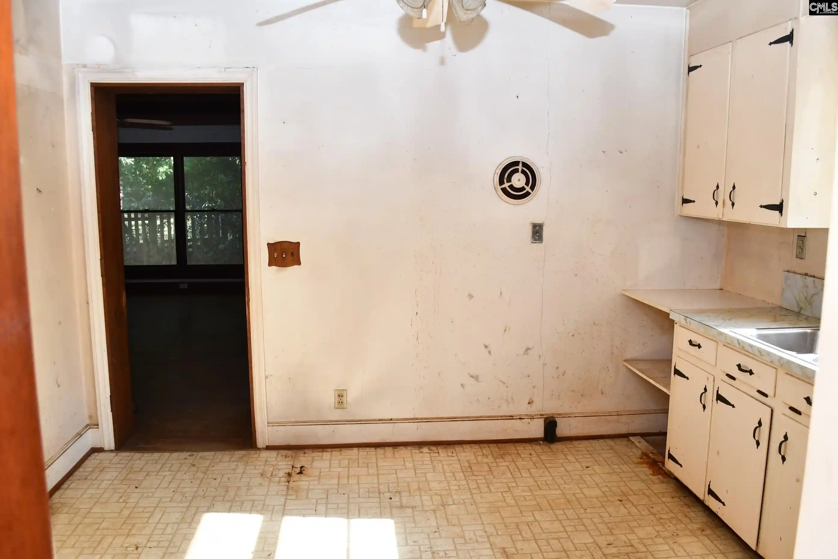 2nd image of 1436 Mangum, Columbia, SC 29210 | MLS# 639703