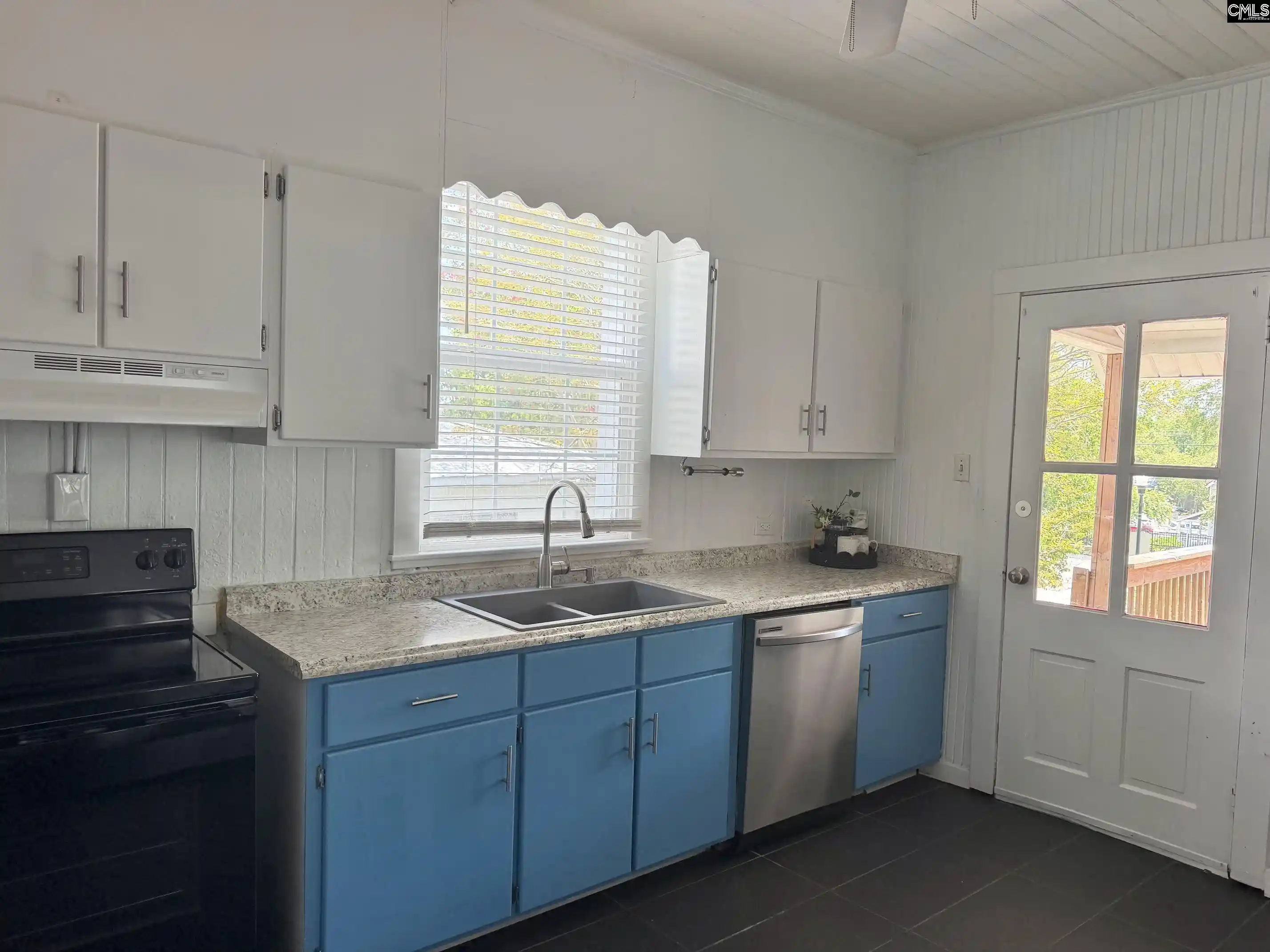 2nd image of 203 205 Oliver, West Columbia, SC 29169 | MLS# 639709