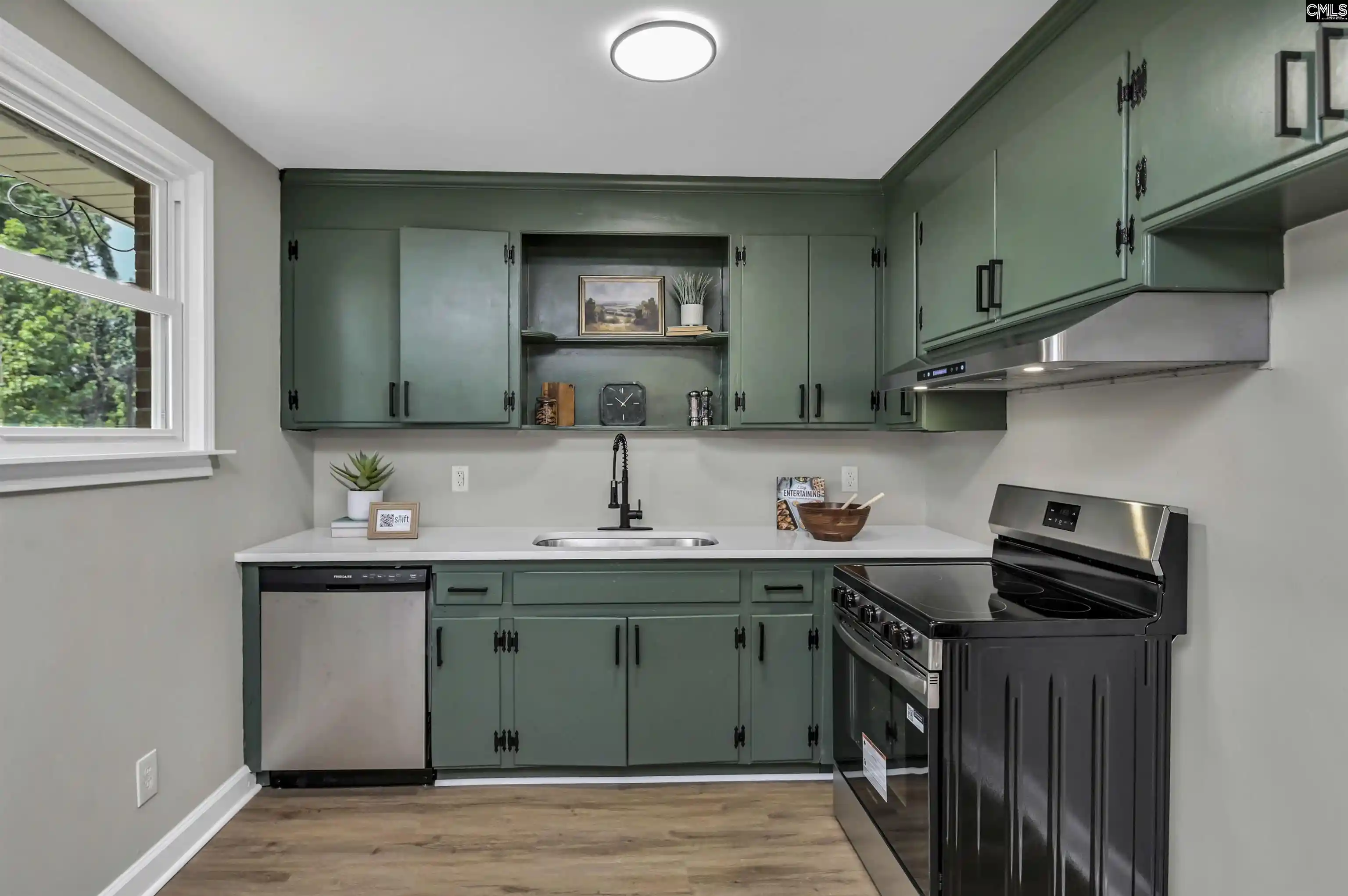 2nd image of 39 Cavalier, Columbia, SC 29205 | MLS# 639728