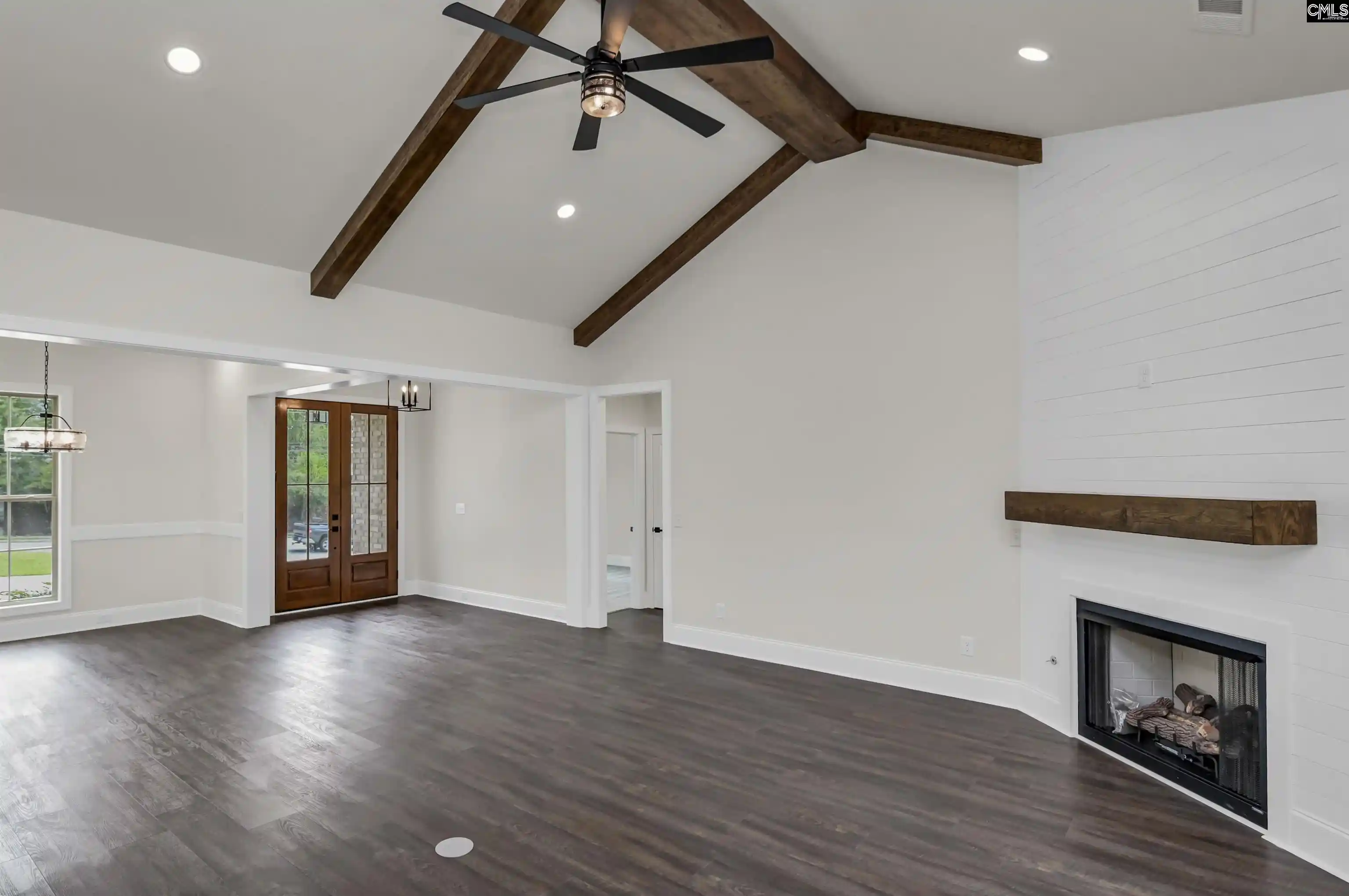 Photo 3 of Sale Pending at 4206 Devine, Columbia, SC 29205 | MLS# 639736 | Listing updated on 2026-09-19