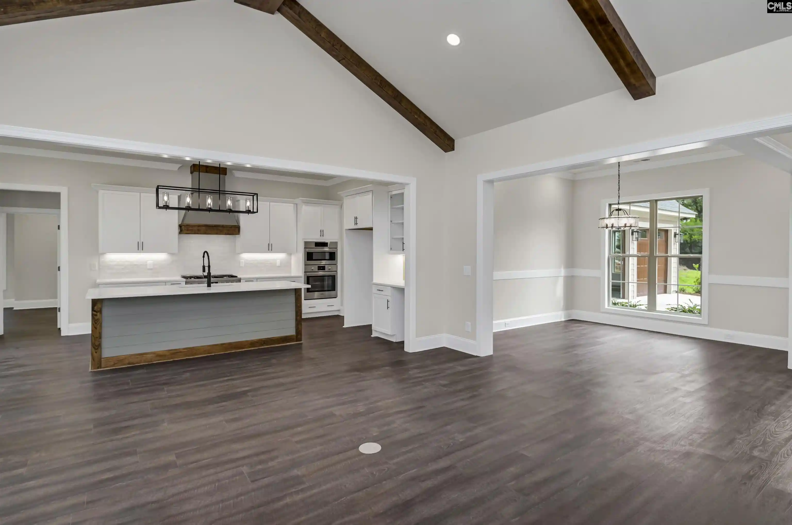 Photo 4 of Sale Pending at 4206 Devine, Columbia, SC 29205 | MLS# 639736 | Listing updated on 2026-09-19