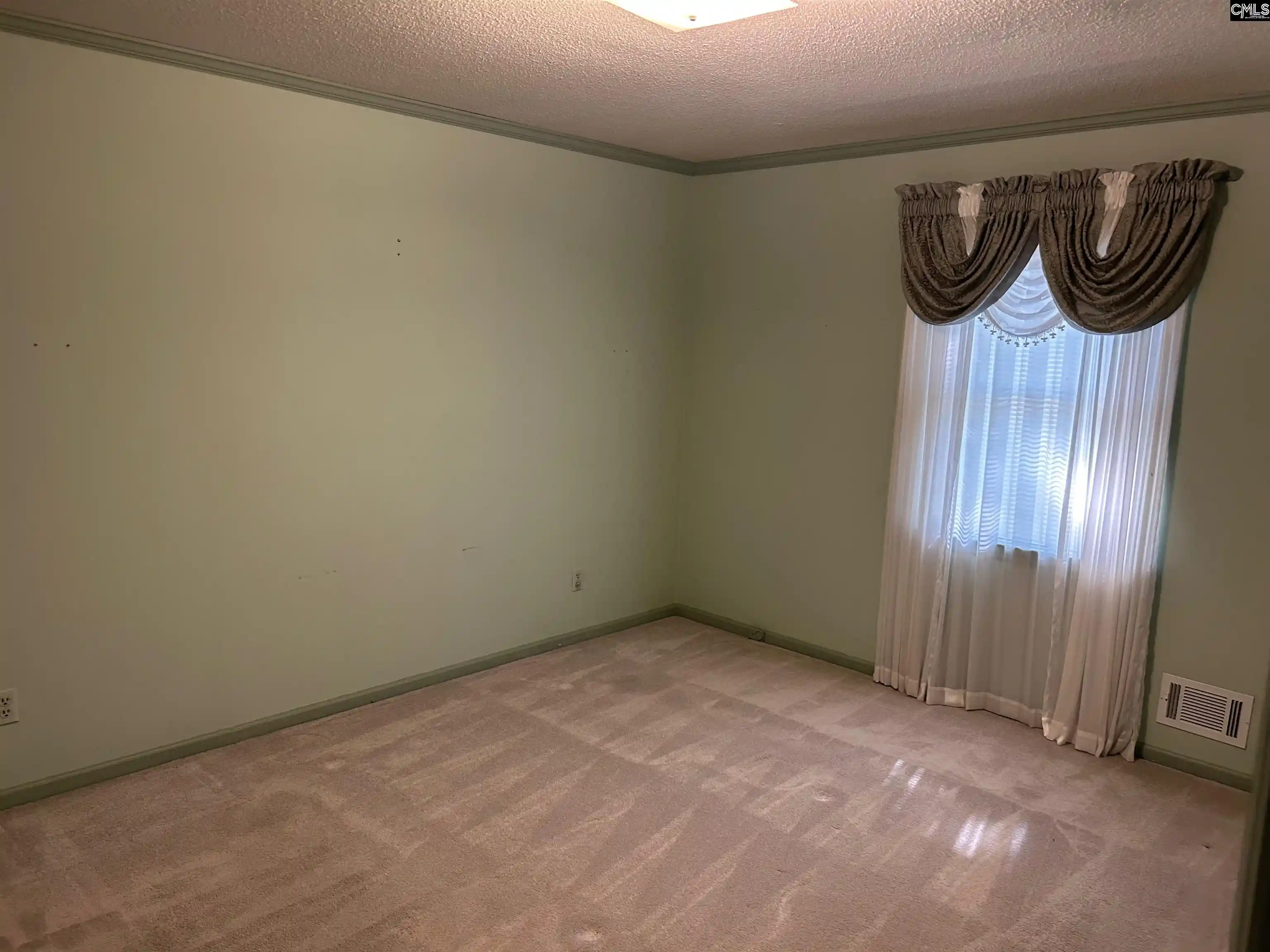 Photo 4 of Single family home for sale at 110 Shadowfield, West Columbia, SC 29169 | MLS# 639753 | Listing updated on 2026-08-09