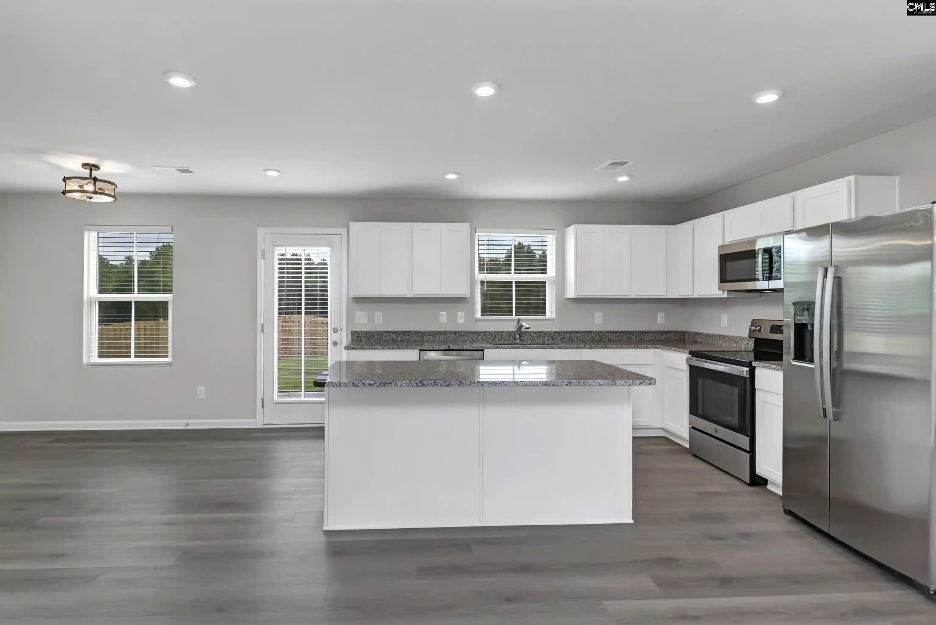 Photo 3 of Single family home for sale at 3041 Blue Brook, Columbia, SC 29209 | MLS# 639873 | Listing updated on 2026-08-13
