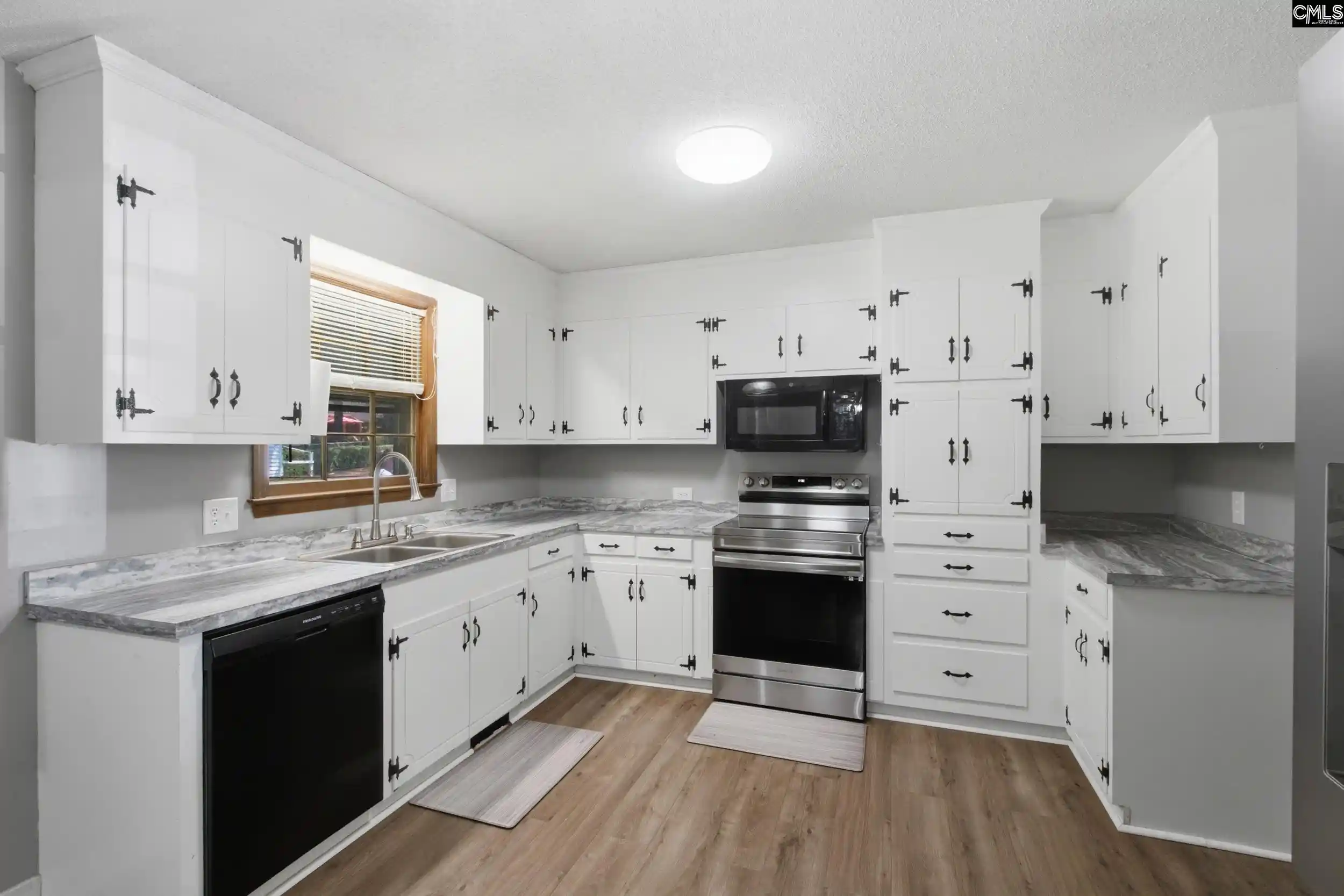 2nd image of 3136 Woodsen, West Columbia, SC 29170 | MLS# 639916