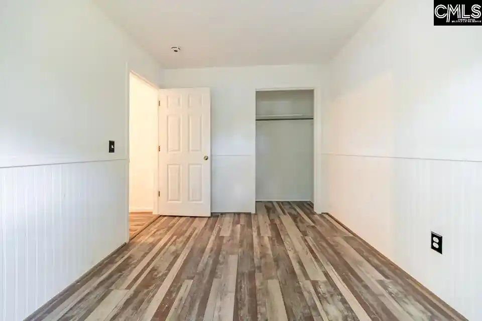 Photo 5 of Single family home for sale at 124 Aylesbury, Irmo, SC 29063 | MLS# 639918 | Listing updated on 2026-08-28