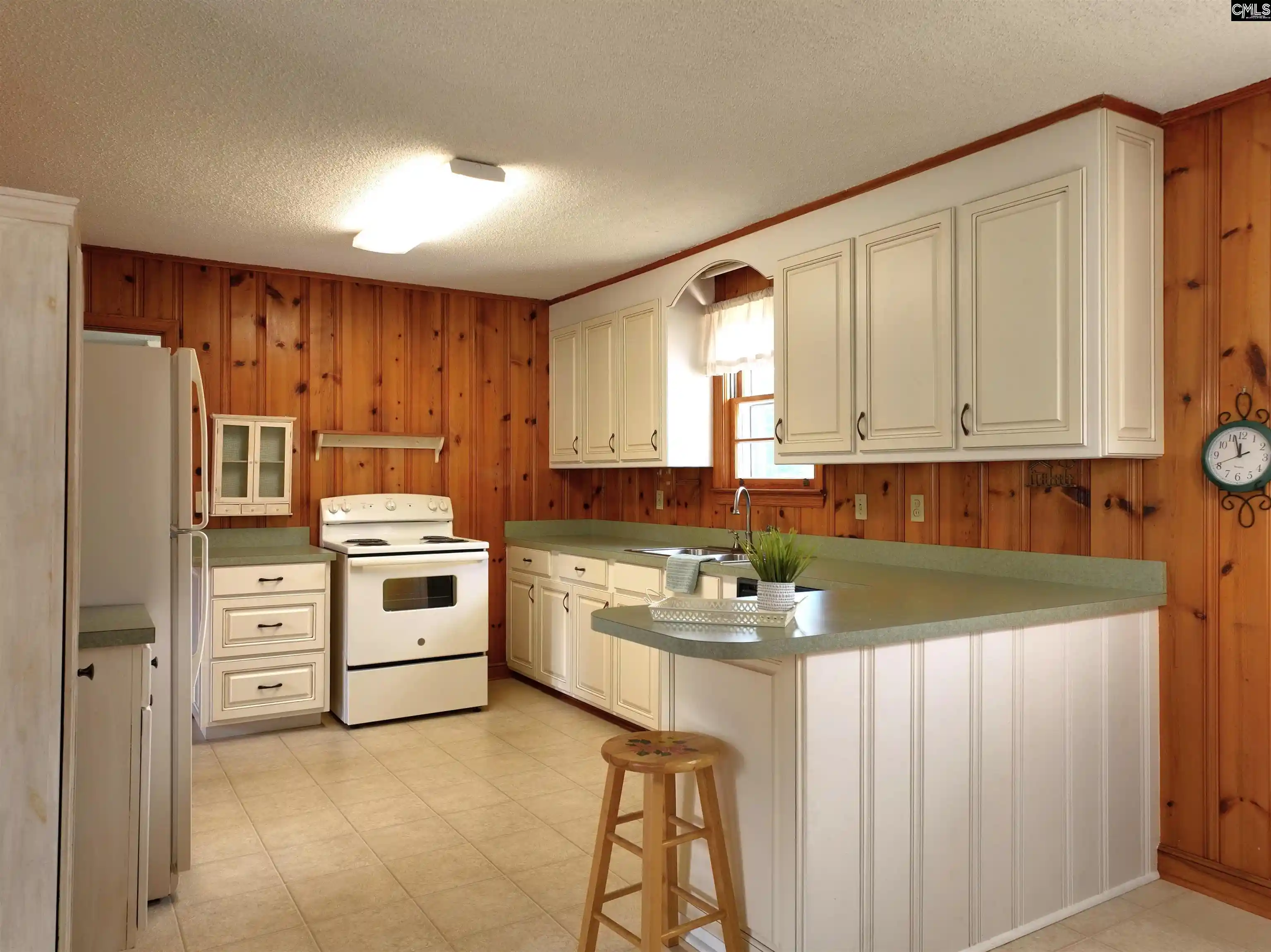 Photo 3 of Single family home for sale at 3223 Glendale, West Columbia, SC 29170 | MLS# 639929 | Listing updated on 2026-08-28