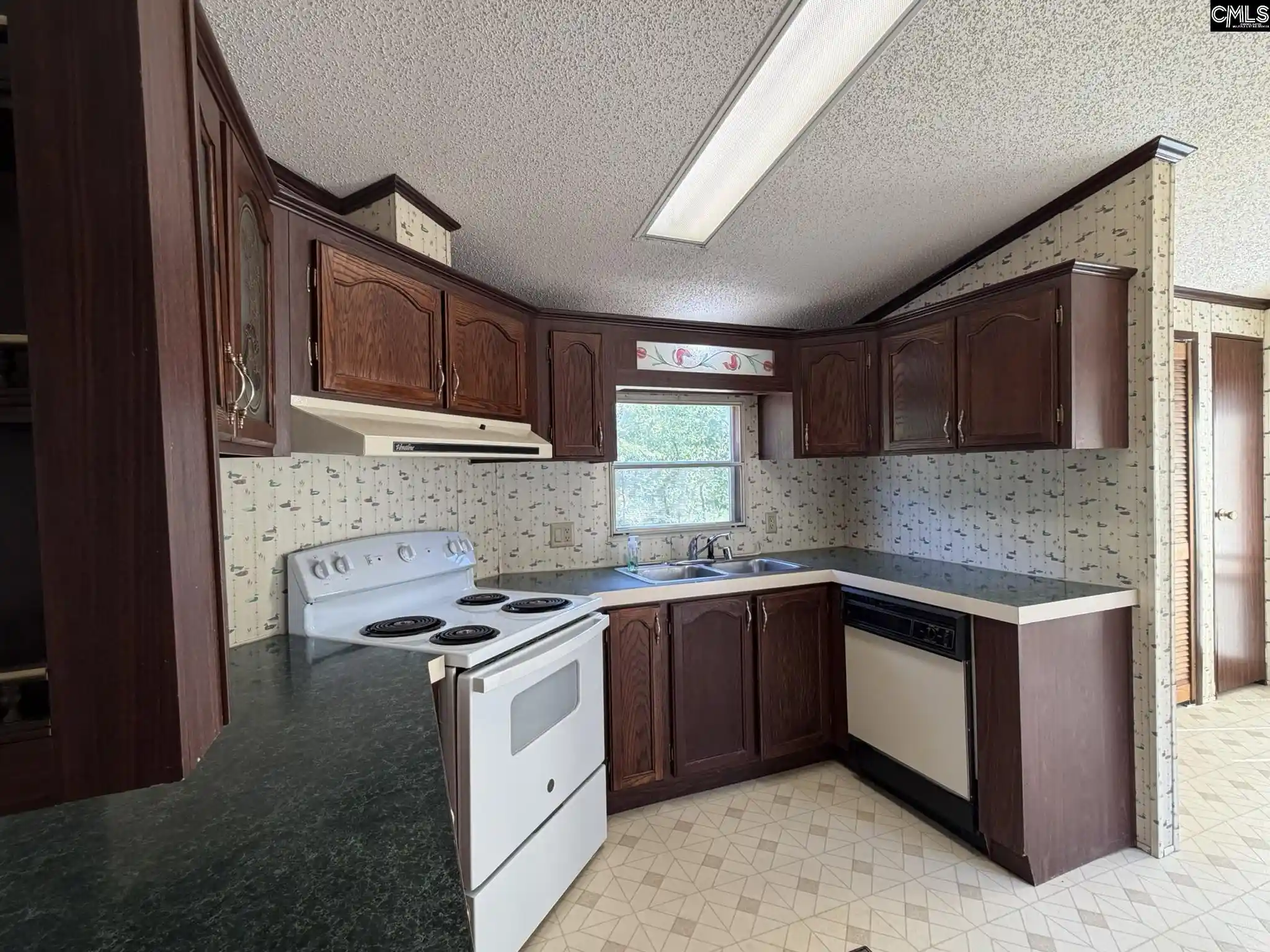 Photo 5 of Manufactured home for sale at 536 Bowman, Elgin, SC 29045 | MLS# 639949 | Listing updated on 2026-09-04