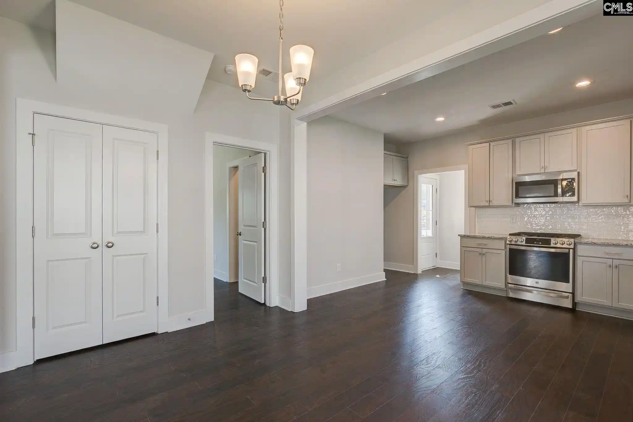 Photo 2 of Single family home for sale at 742 Poplar, Cayce, SC 29033 | MLS# 640014 | Listing updated on 2026-08-25
