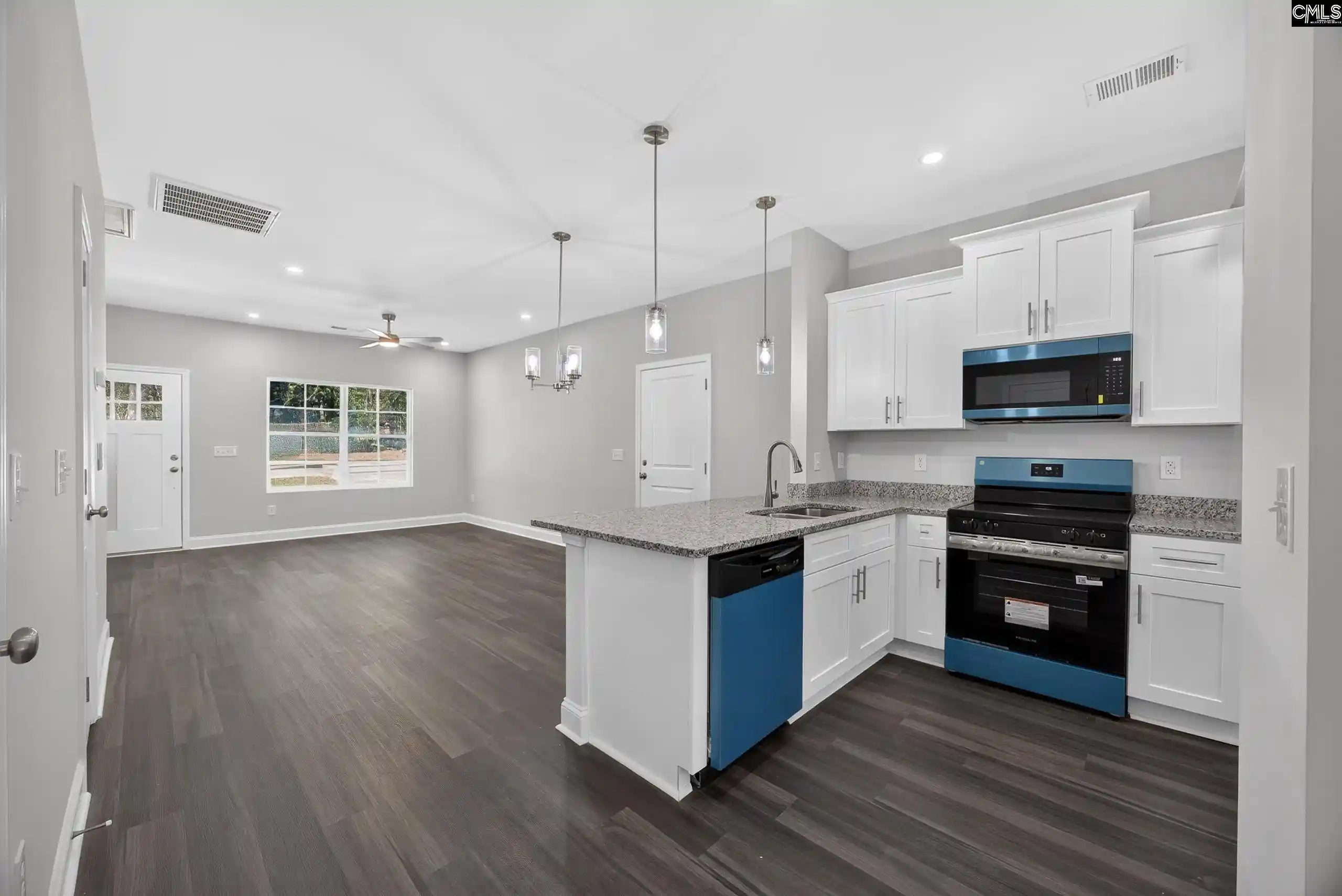 Photo 3 of Single family home for sale at 412 Crawford Road, Columbia, SC 29203 | MLS# 640023 | Listing updated on 2026-10-10