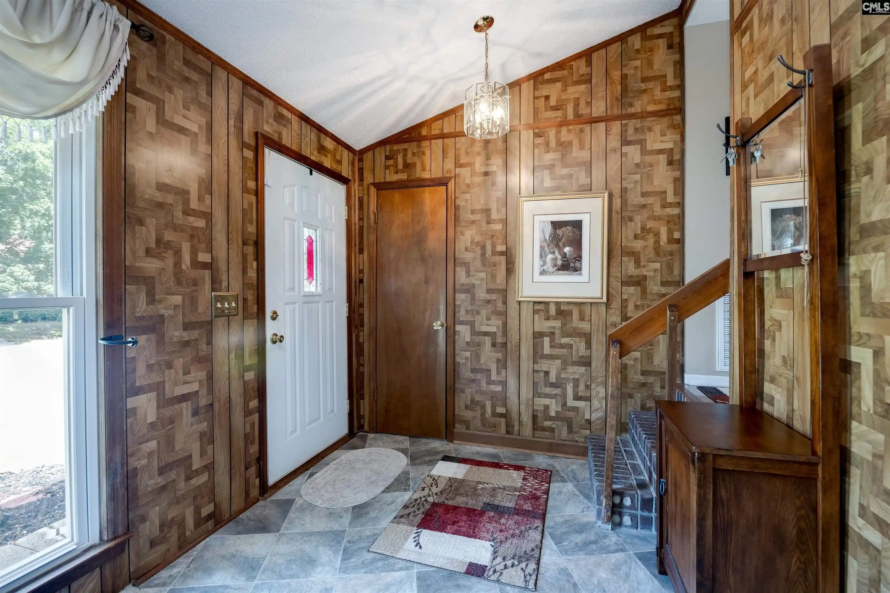 Photo 3 of Sale Pending at 103 Longleaf, Cayce, SC 29033 | MLS# 640032 | Listing updated on 2026-10-09