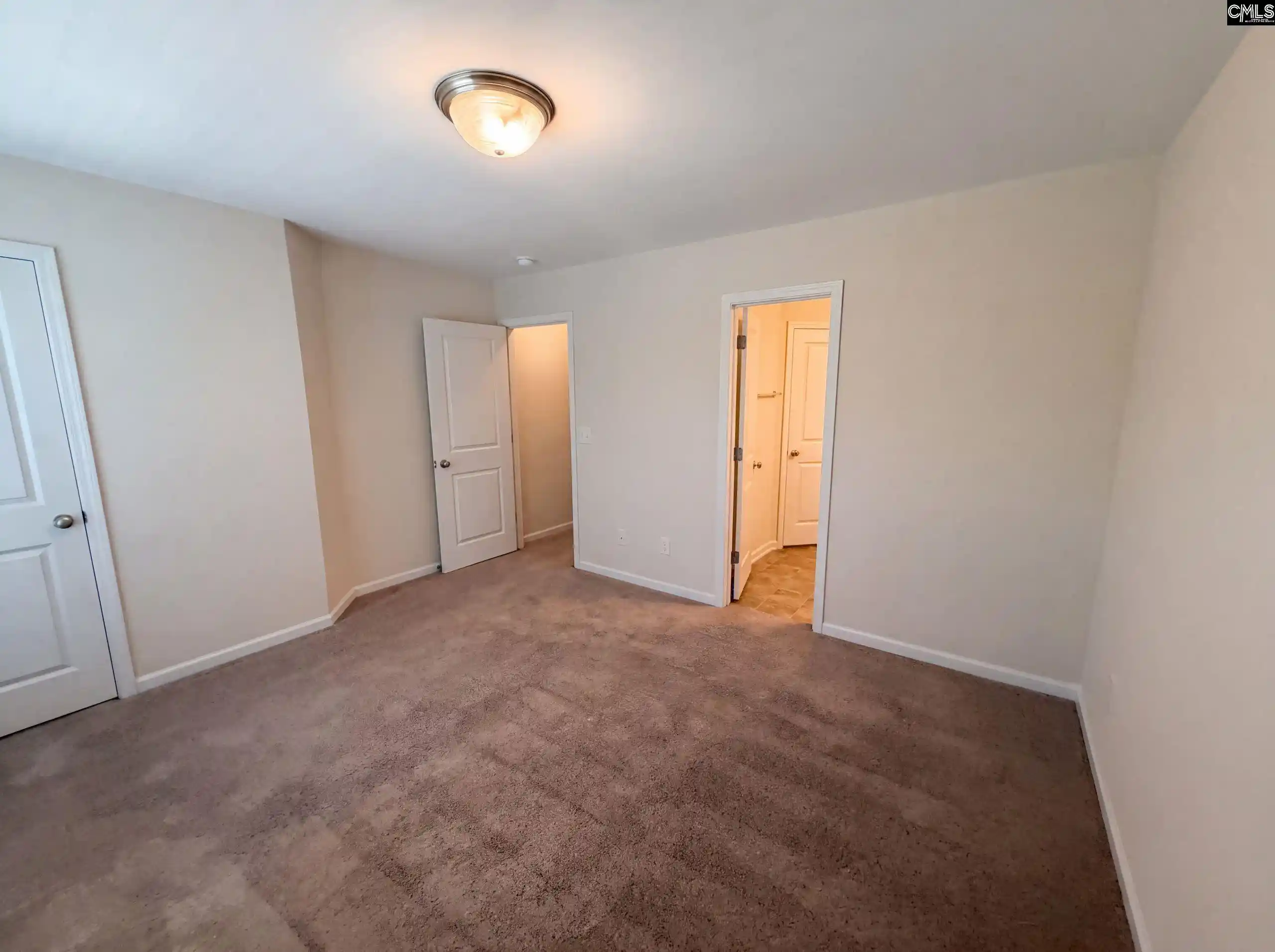 Photo 3 of Townhouse for sale at 857 Forest Park, Columbia, SC 29209 | MLS# 640042 | Listing updated on 2026-09-10