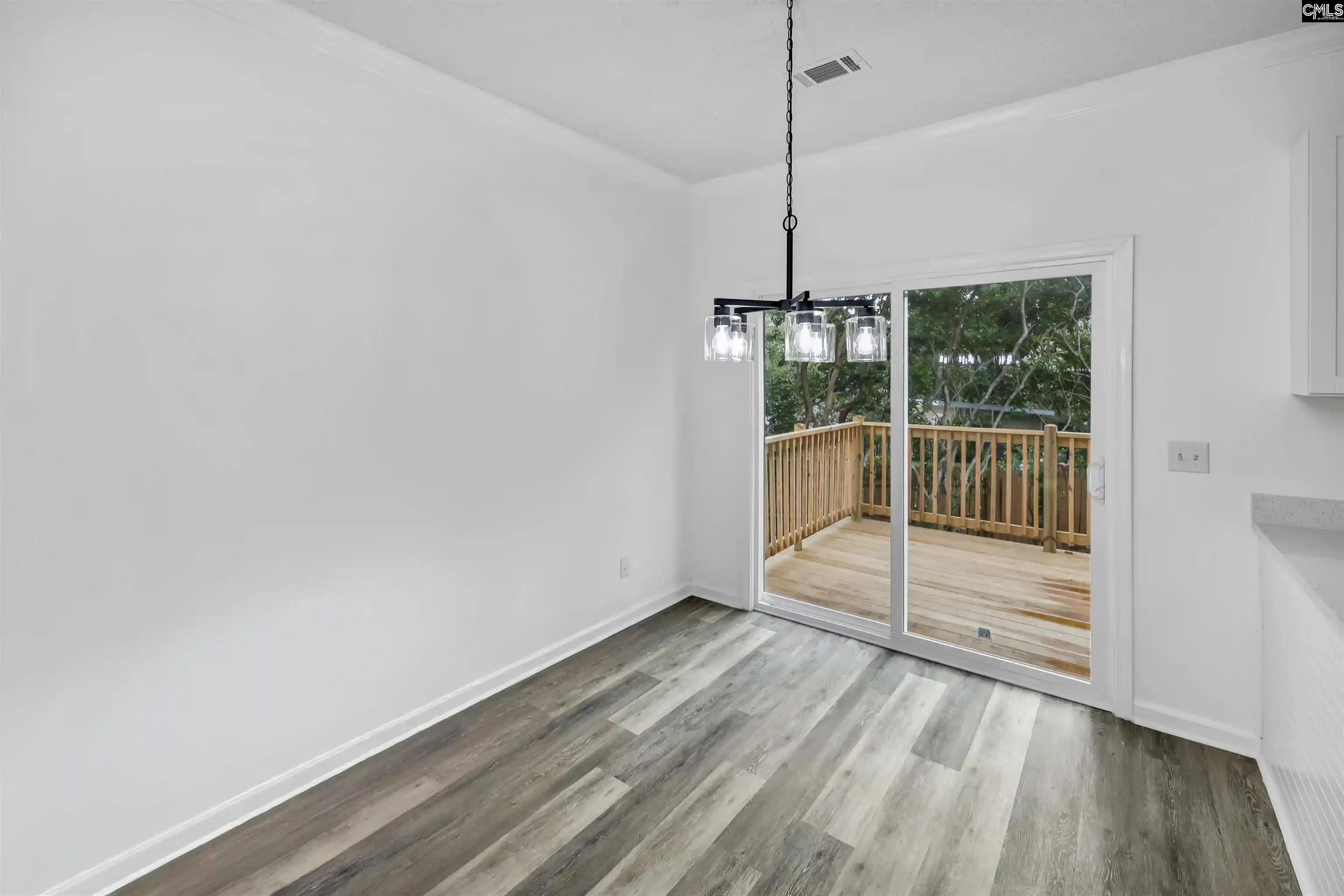 Photo 4 of Sale Pending at 106 Royal Crest, Columbia, SC 29229 | MLS# 640205 | Listing updated on 2026-10-08