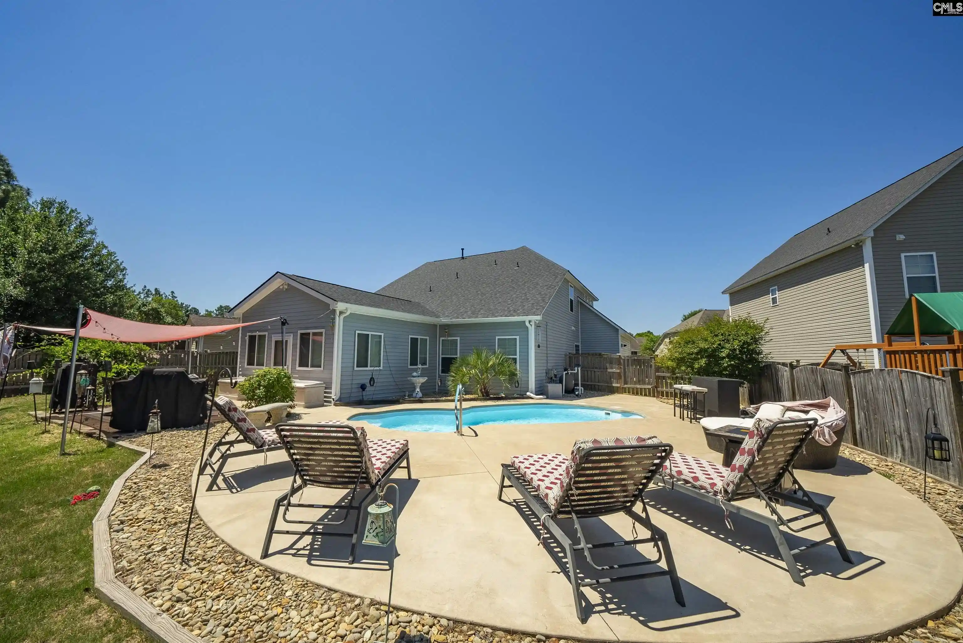 Photo 1 of Single family home for sale at 220 Glossy Green, Lexington, SC 29072 | MLS# 640309 | Listing updated on 2026-09-30