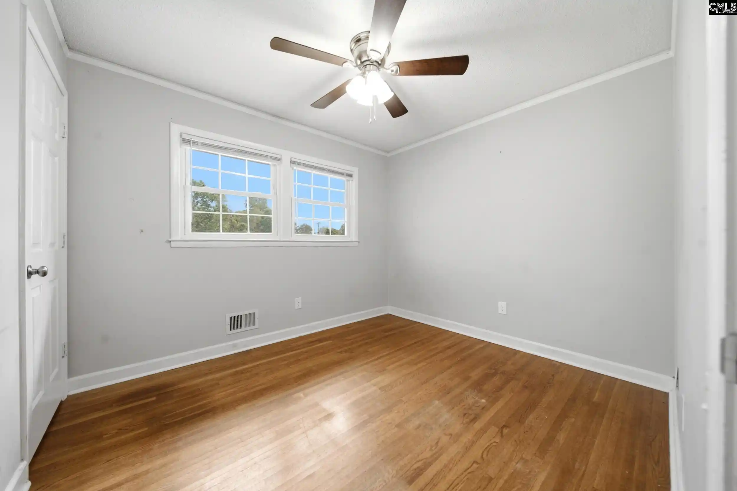 Photo 3 of Single family home for sale at 220 Westgate, West Columbia, SC 29170 | MLS# 640327 | Listing updated on 2026-08-27
