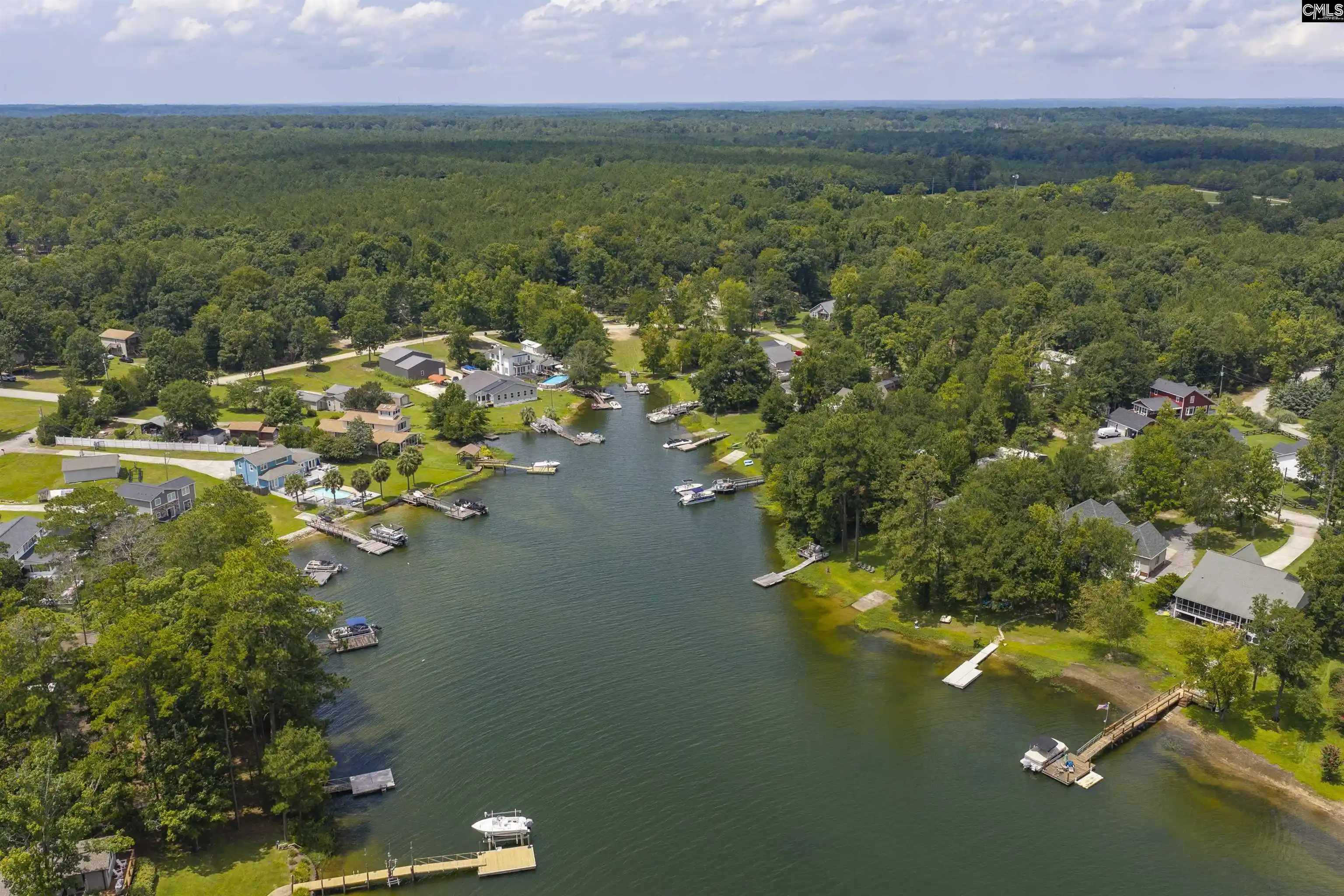 Photo 4 of Single family home for sale at 329 Lakeshore, Leesville, SC 29070 | MLS# 640482 | Listing updated on 2026-08-12