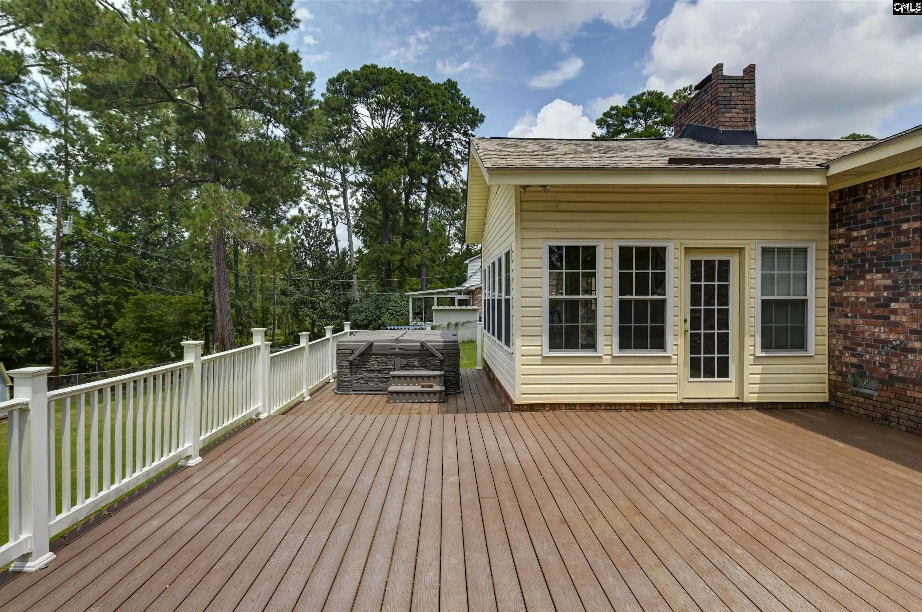 Photo 3 of Single family home for sale at 819 Kingsbridge, Columbia, SC 29210 | MLS# 640500 | Listing updated on 2026-09-04