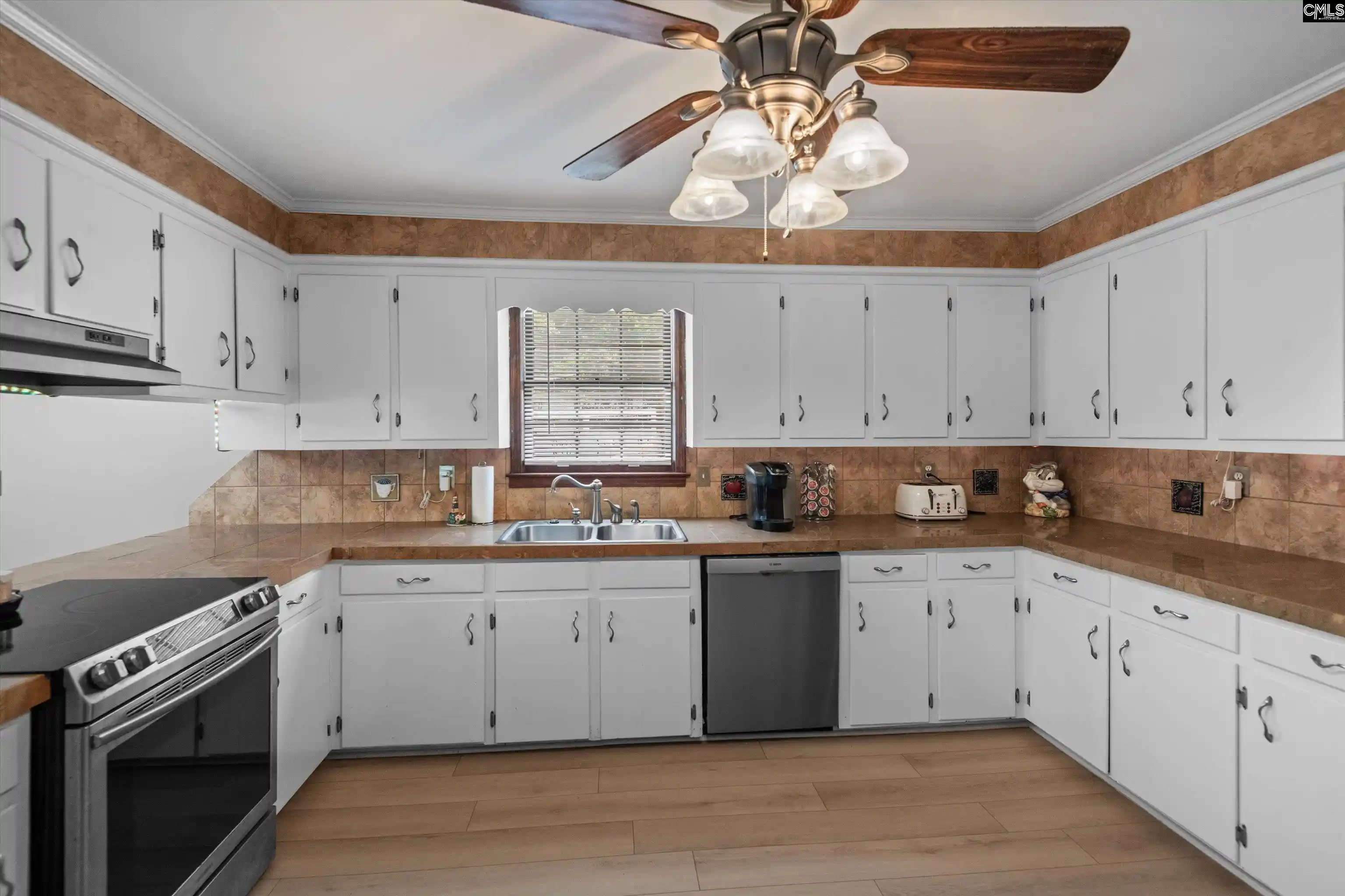 Photo 3 of Sale Pending at 540 Lakeshore, Chapin, SC 29036 | MLS# 640522 | Listing updated on 2026-09-03