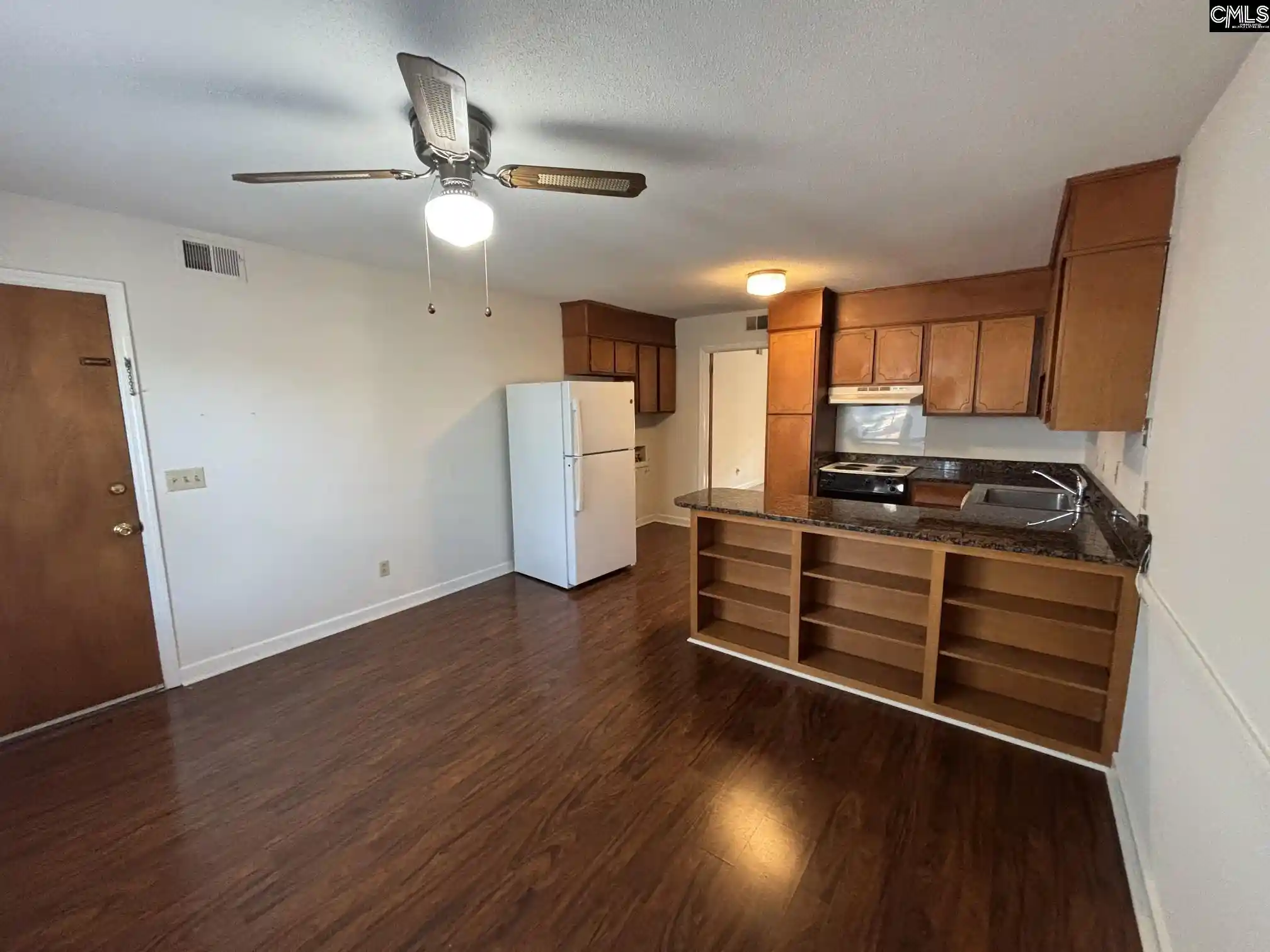 Photo 3 of Sale Pending at 1702 Dalloz #B, Columbia, SC 29204 | MLS# 640524 | Listing updated on 2026-10-07