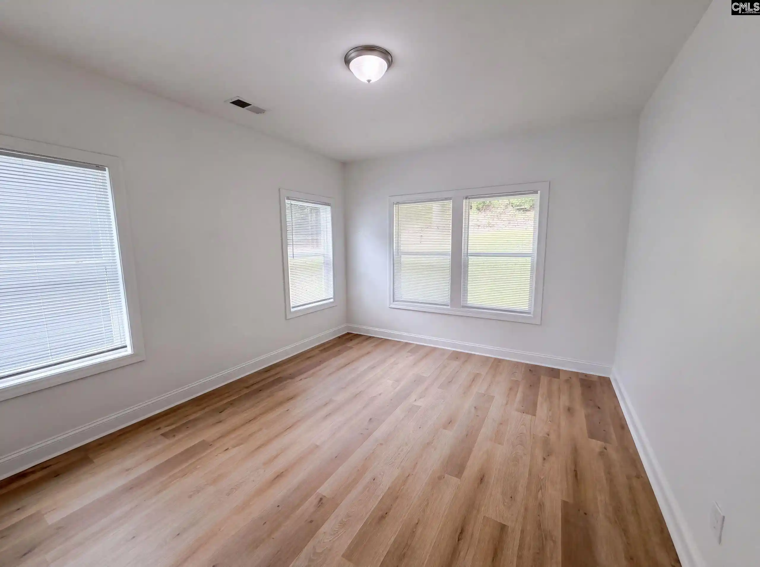 Photo 3 of Single family home for sale at 145 Pond Oak, Columbia, SC 29212 | MLS# 640645 | Listing updated on 2026-09-03