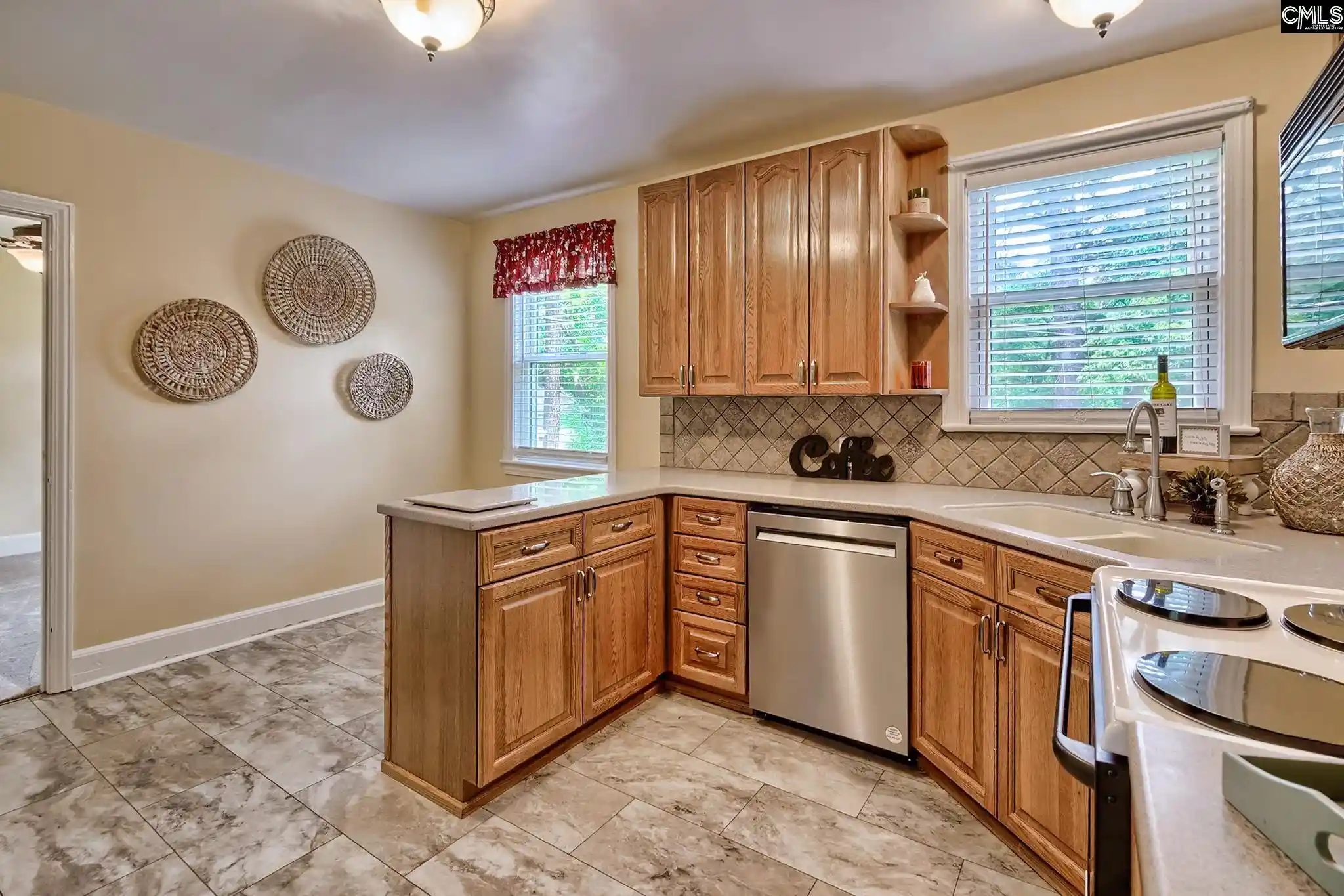 Photo 2 of Single family home for sale at 6400 Oakfield, Columbia, SC 29206 | MLS# 640651 | Listing updated on 2026-09-16