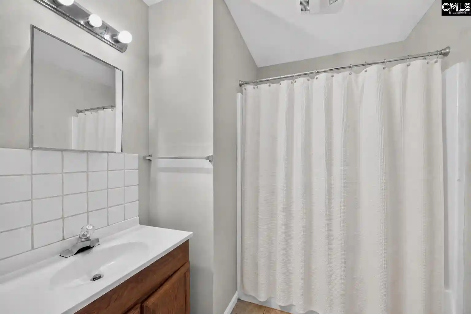 Photo 3 of Single family home for sale at 911 Pine, Columbia, SC 29205 | MLS# 640666 | Listing updated on 2026-08-12