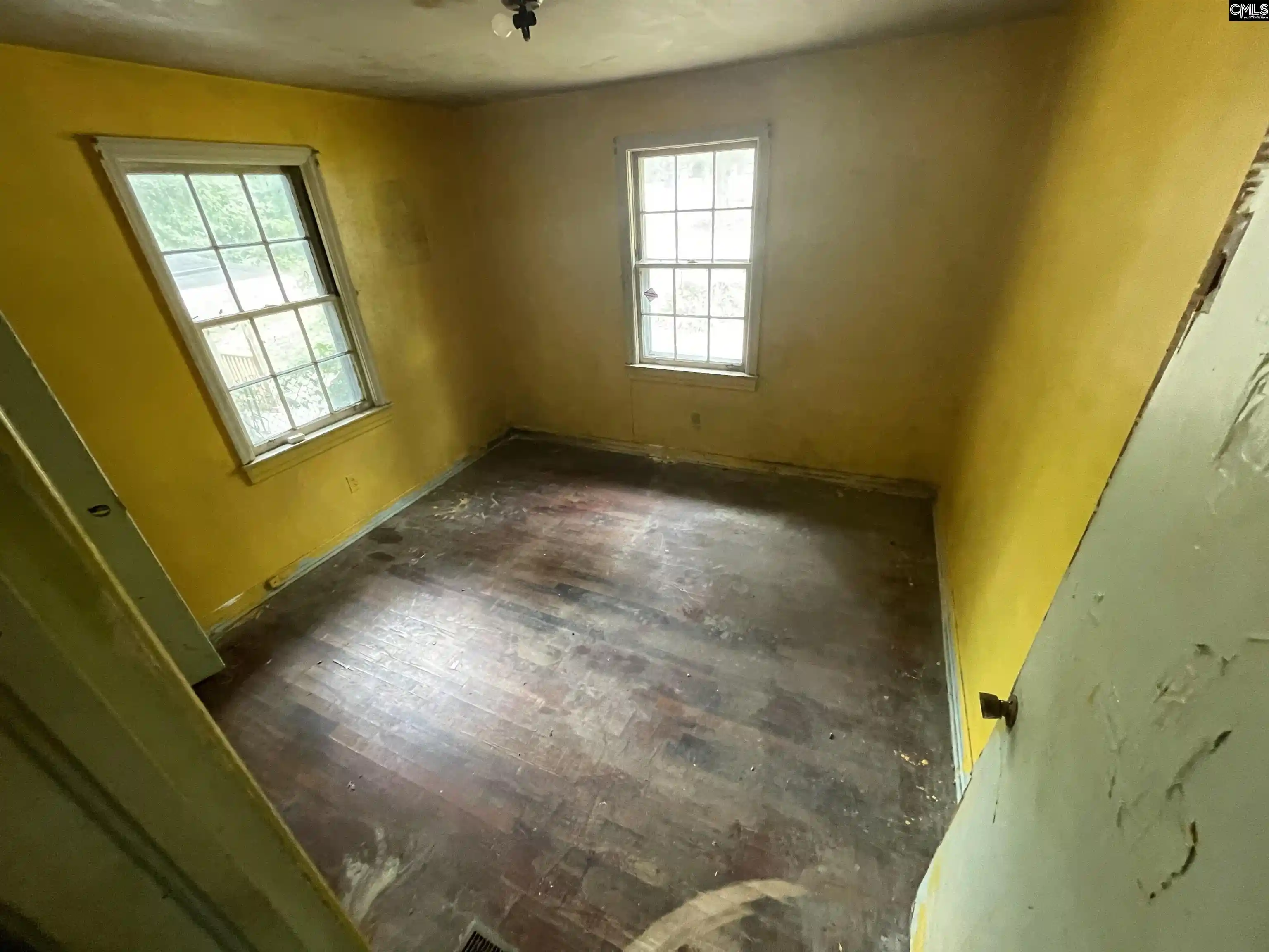 Photo 3 of Sale Pending at 420 Steadham, Columbia, SC 29203 | MLS# 640685 | Listing updated on 2026-09-08