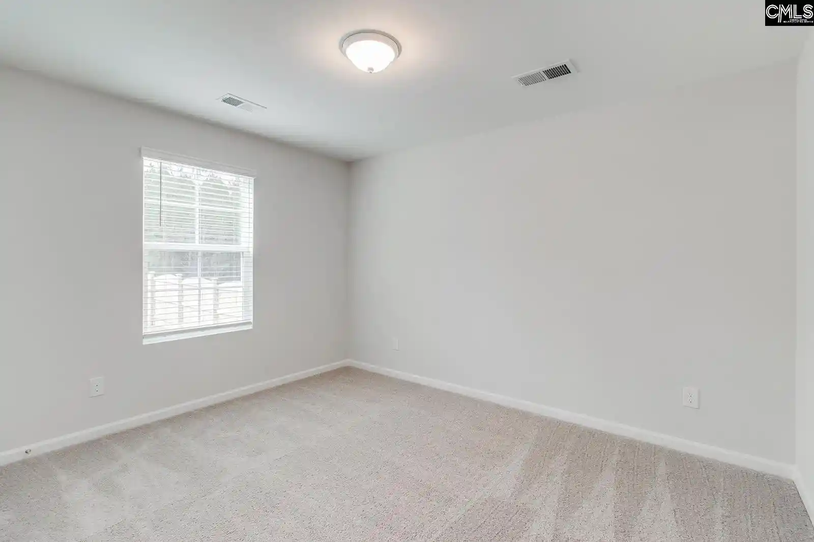 Photo 4 of Single family home for sale at 139 Pemberton, Elgin, SC 29045 | MLS# 640726 | Listing updated on 2026-10-01