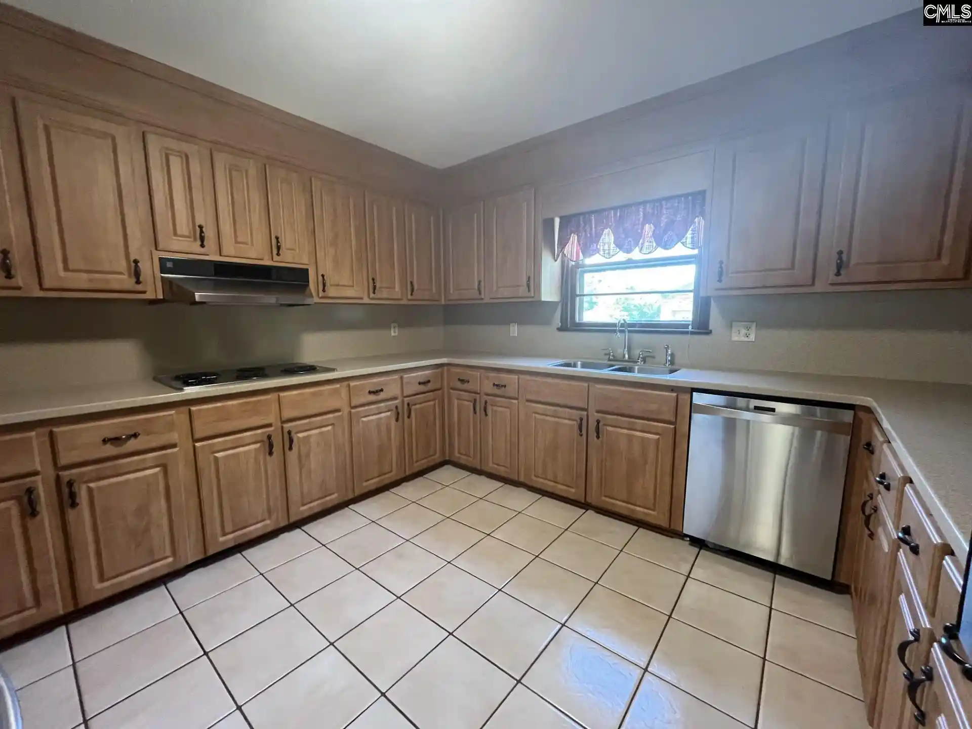 Photo 2 of Single family home for sale at 3118 Downes Grove, Columbia, SC 29209 | MLS# 640775 | Listing updated on 2026-08-13