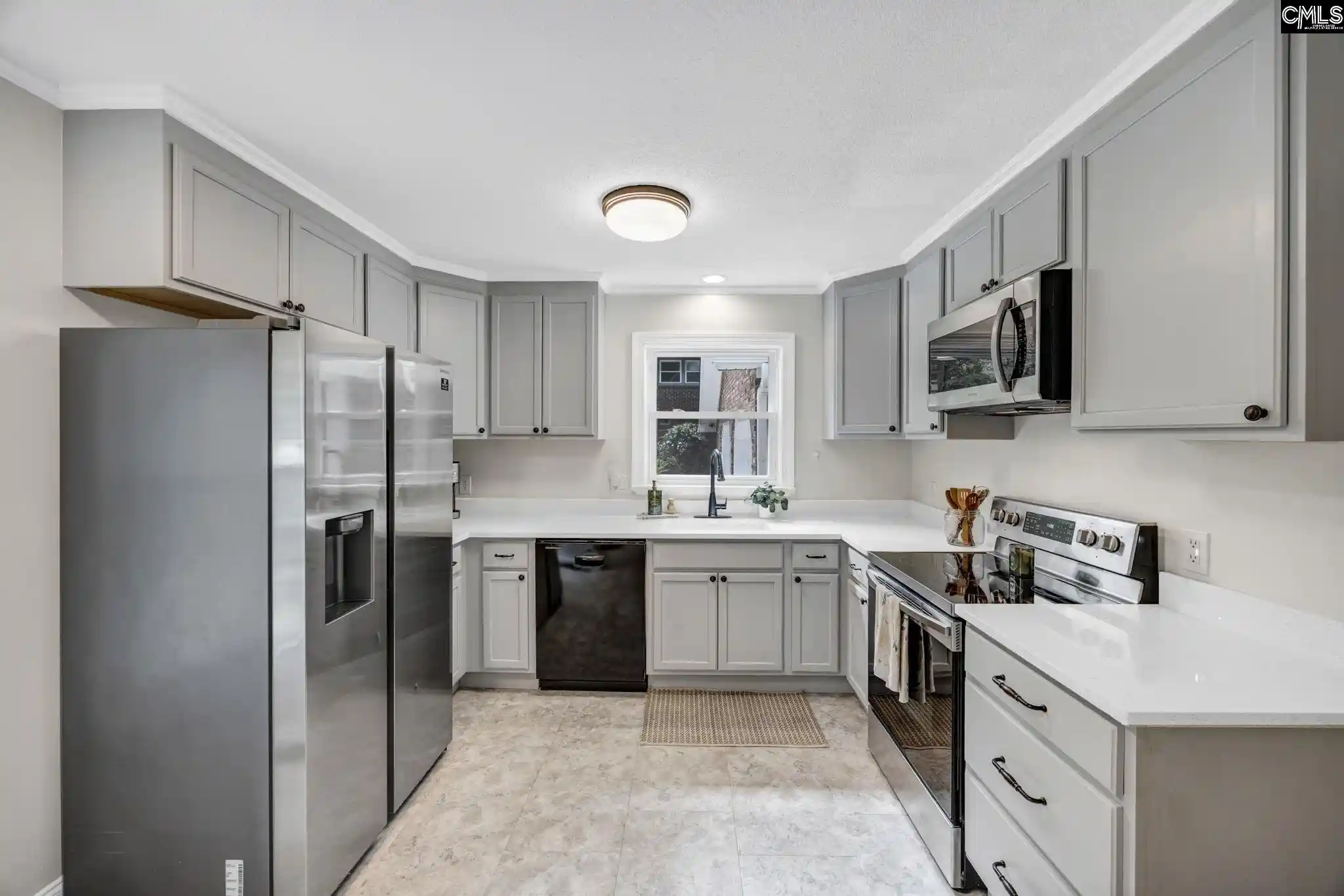 Photo 2 of Sale Pending at 124 Nottingham, Columbia, SC 29210 | MLS# 640777 | Listing updated on 2026-09-05
