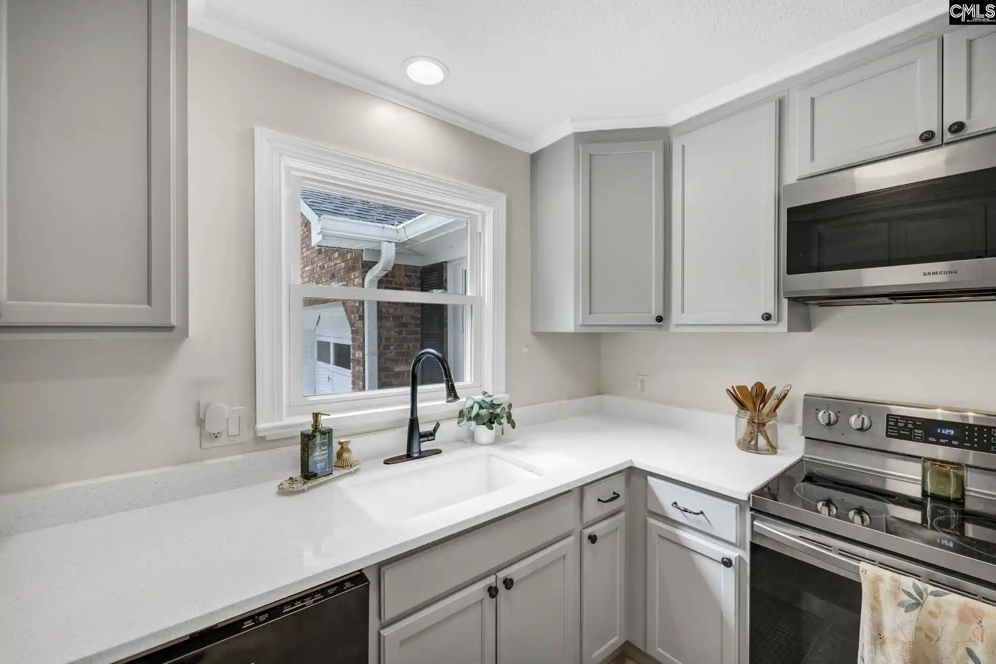 Photo 3 of Sale Pending at 124 Nottingham, Columbia, SC 29210 | MLS# 640777 | Listing updated on 2026-09-05