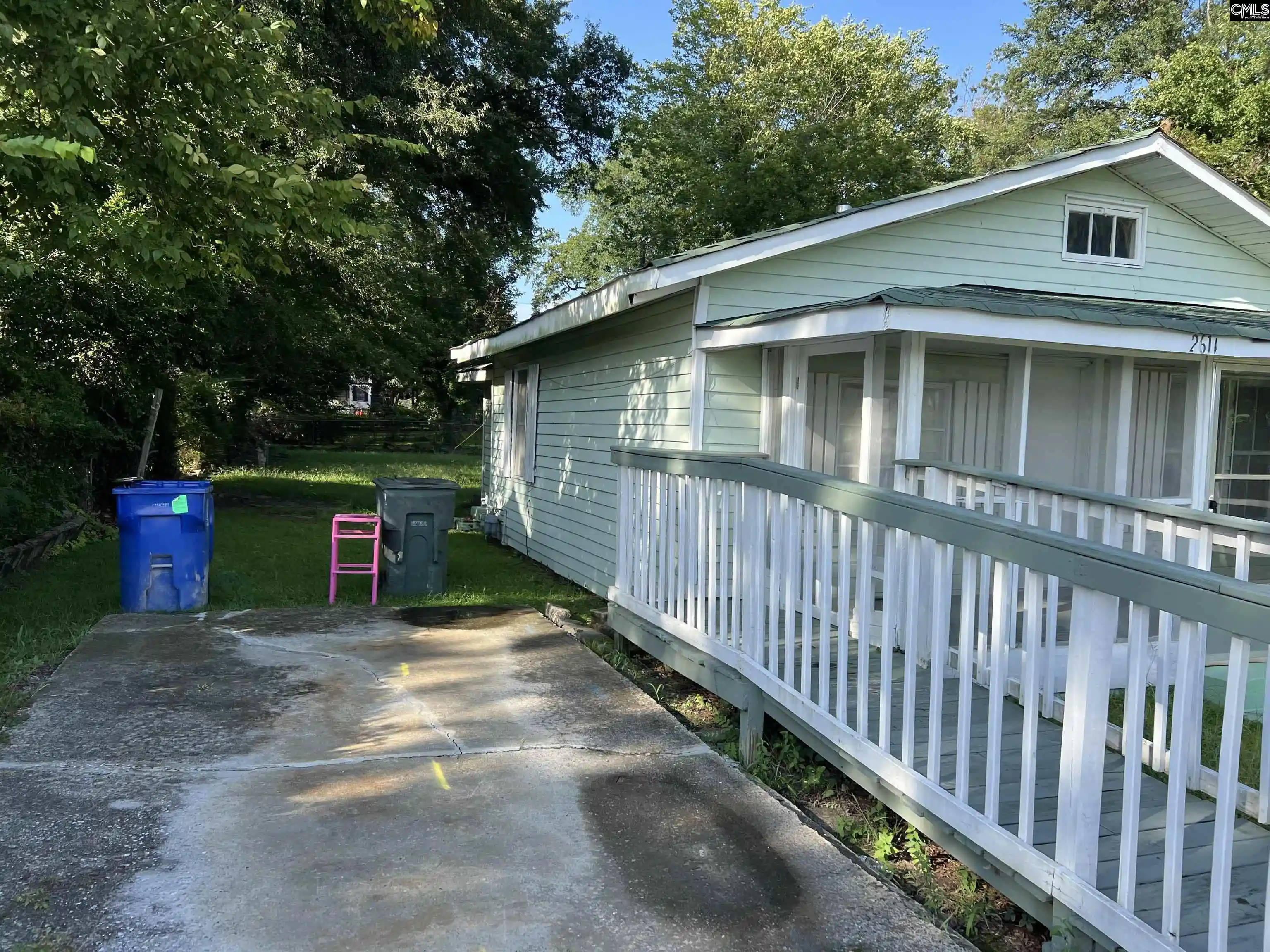 Photo 2 of Single family home for sale at 2611 Edgewood, Columbia, SC 29204 | MLS# 640835 | Listing updated on 2026-09-11