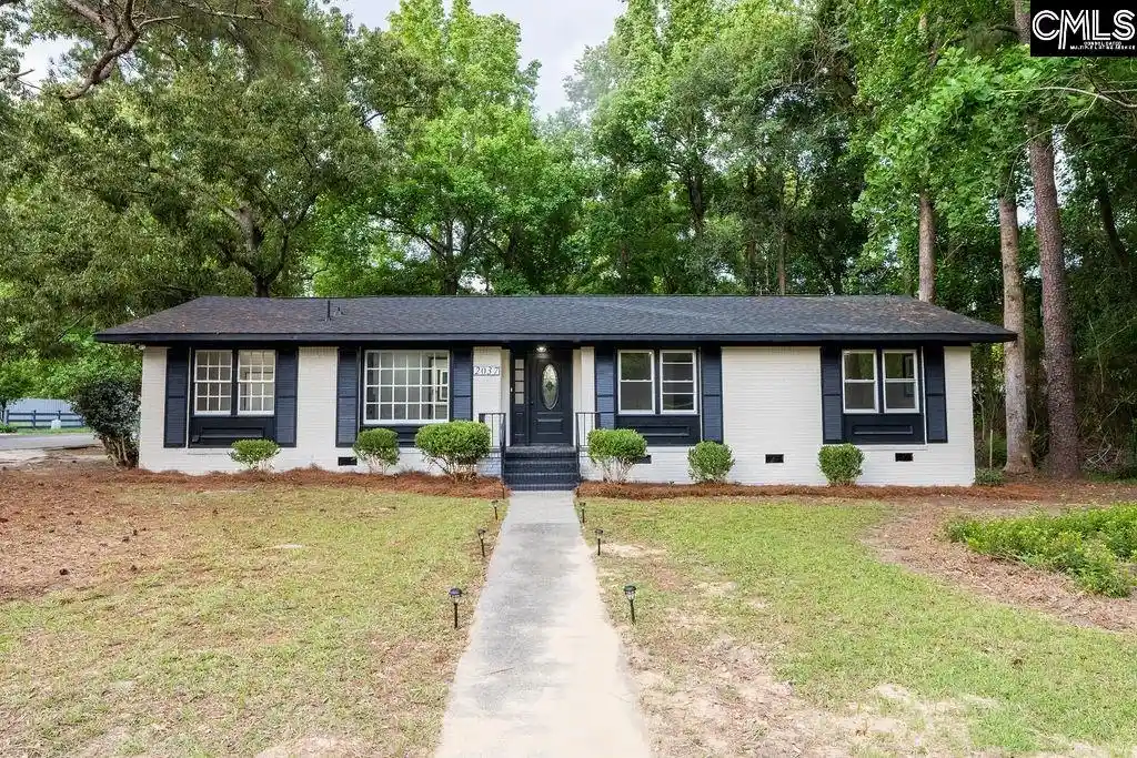 Photo 1 of Single family home for sale at 2037 Windsor, Cayce, SC 29033 | MLS# 640871 | Listing updated on 2026-09-01