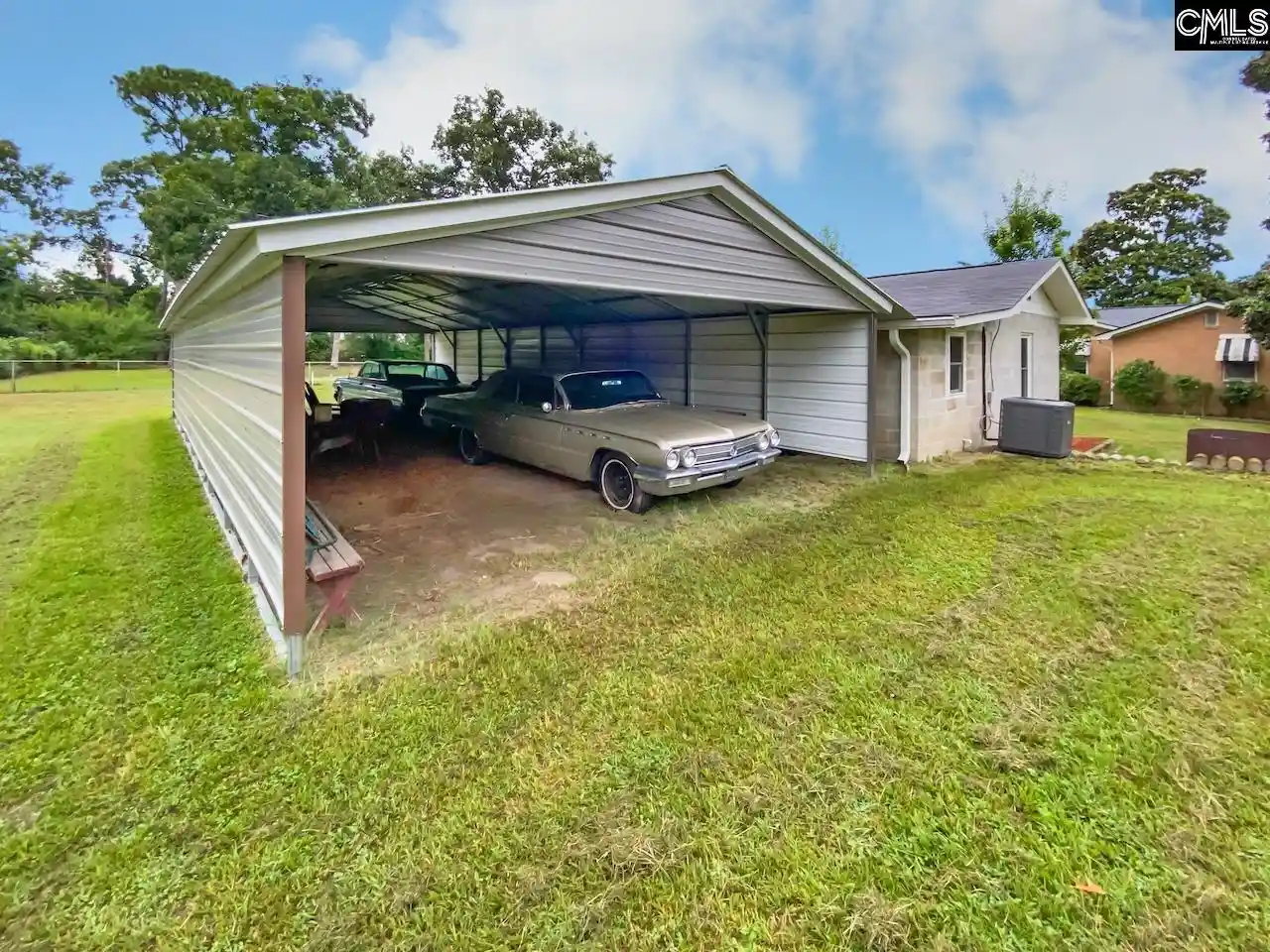 Photo 4 of Sale Pending at 1711 Hazelwood, Columbia, SC 29209 | MLS# 640882 | Listing updated on 2026-09-04