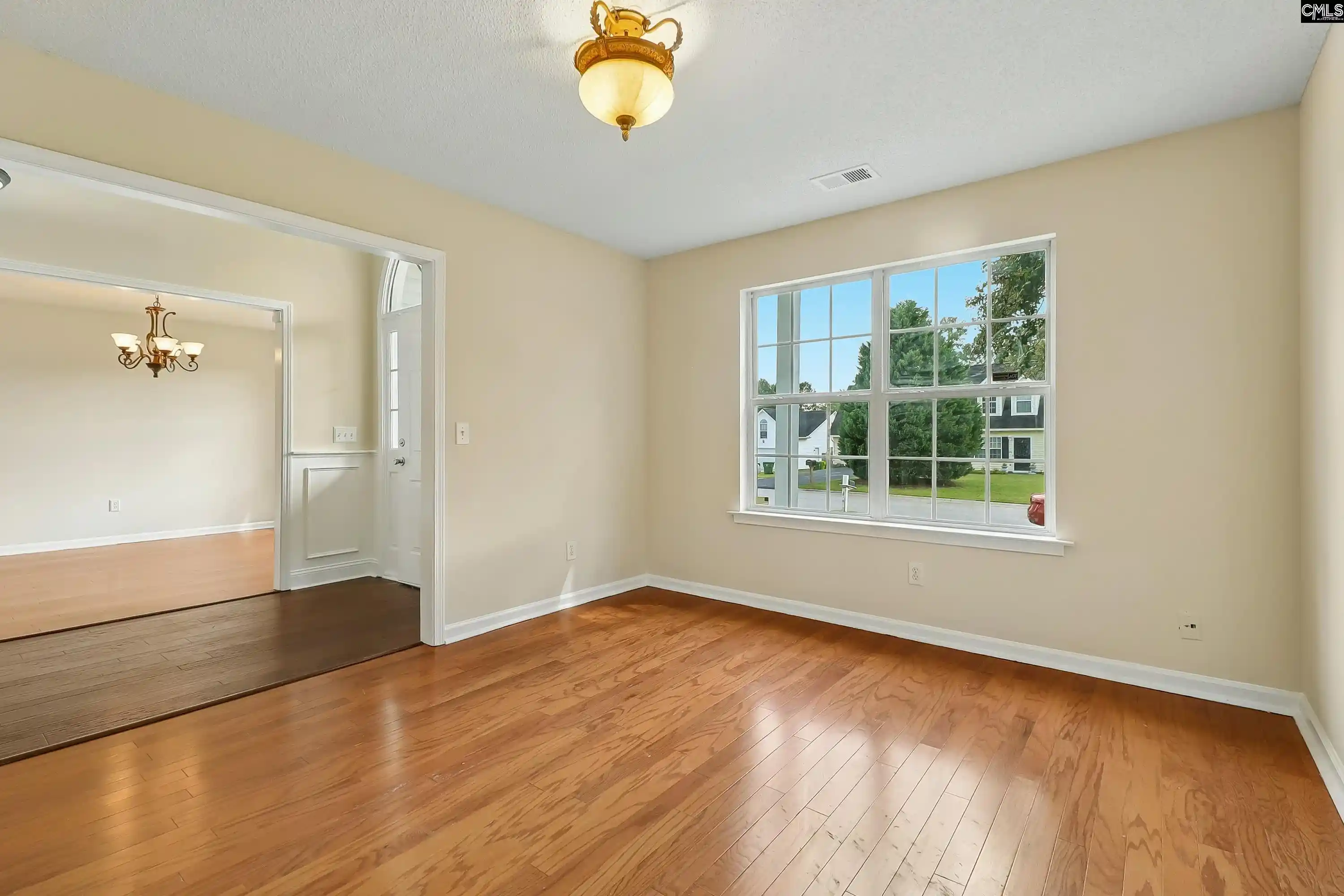 Photo 3 of Single family home for sale at 3 Rushwood, Columbia, SC 29209 | MLS# 640890 | Listing updated on 2026-09-17
