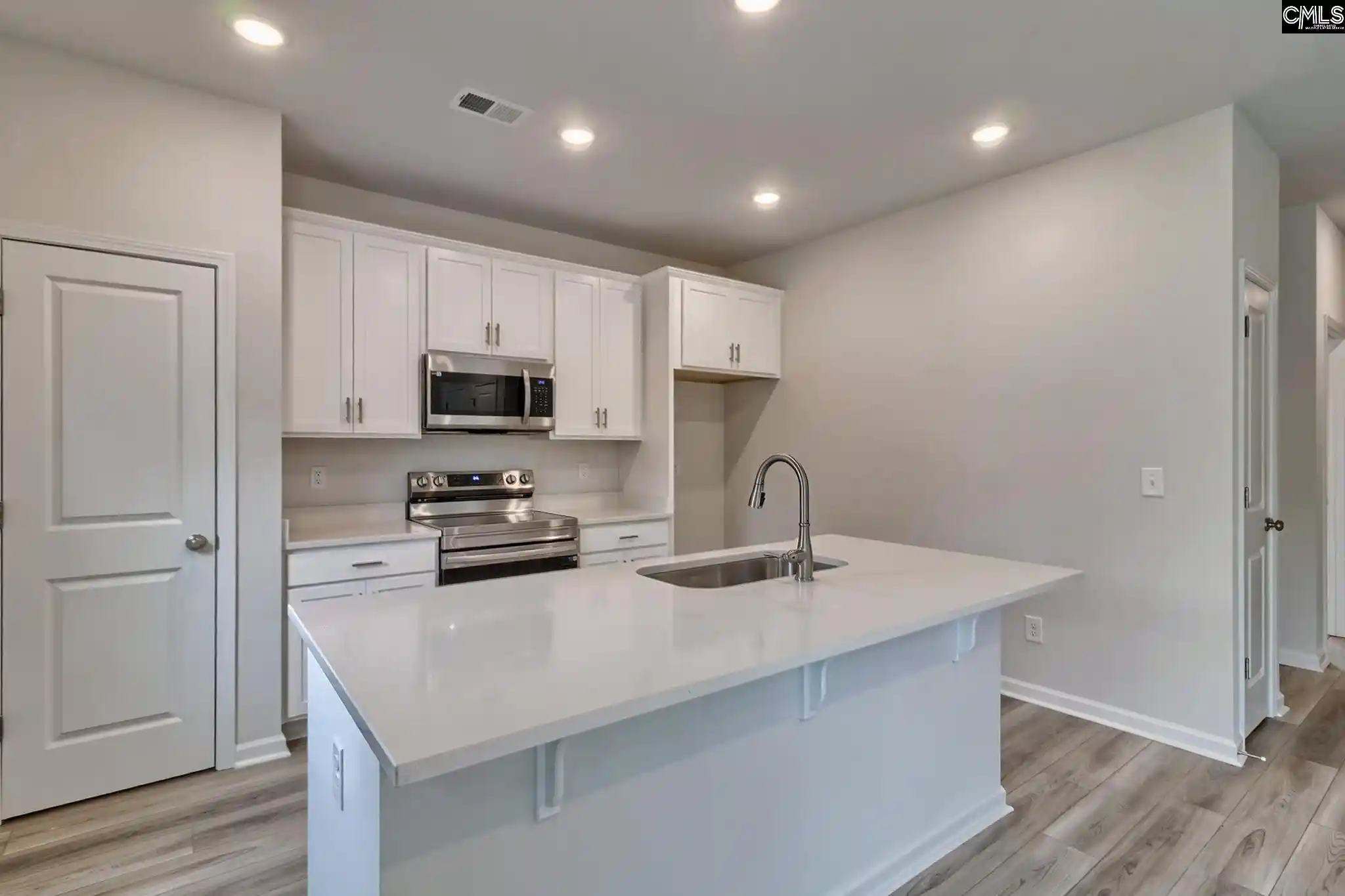 Photo 2 of Single family home for sale at 650 Silica, West Columbia, SC 29170 | MLS# 640957 | Listing updated on 2026-08-31
