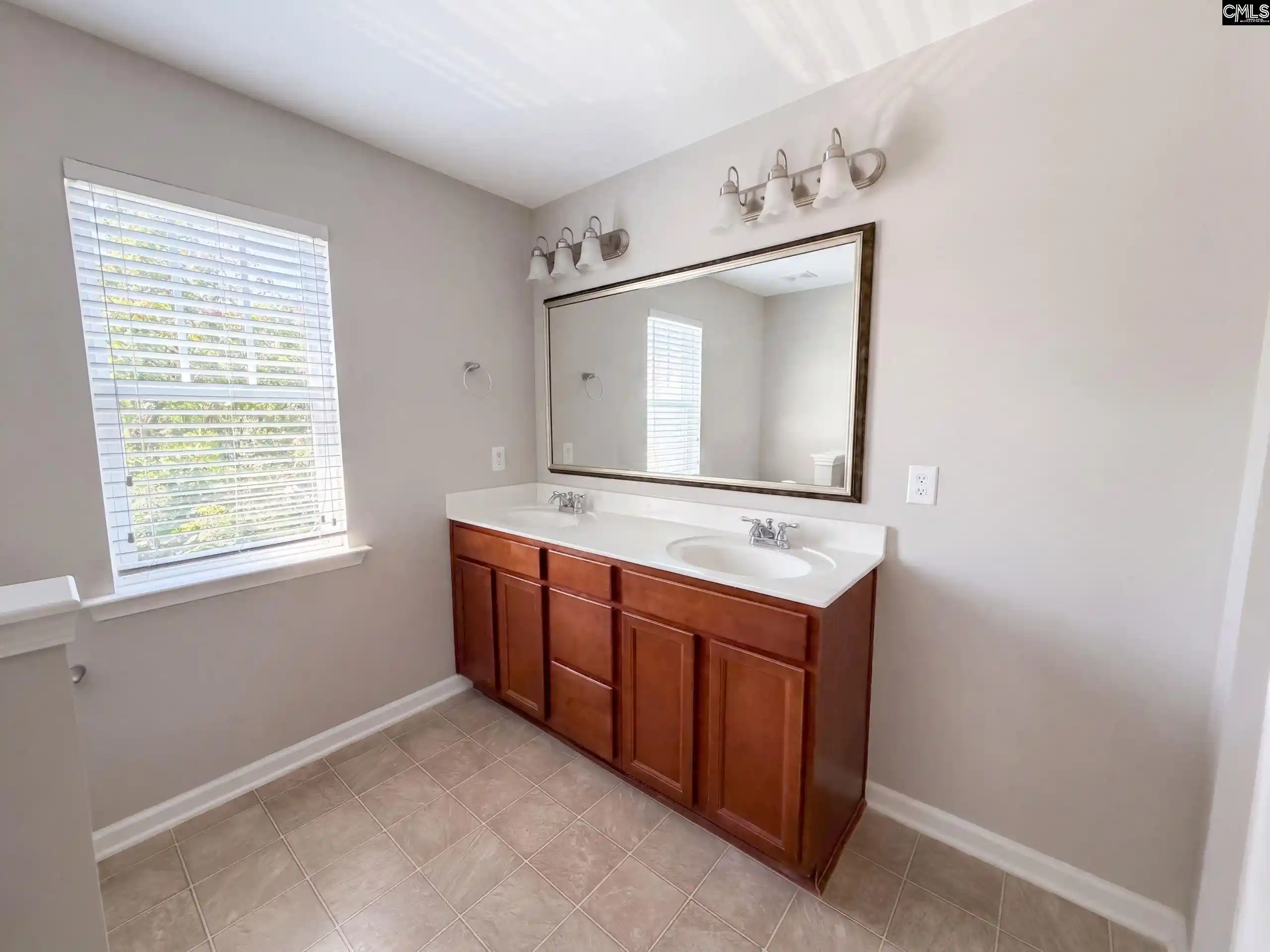 Photo 4 of Single family home for sale at 815 Parnell, Columbia, SC 29229 | MLS# 641005 | Listing updated on 2026-10-15