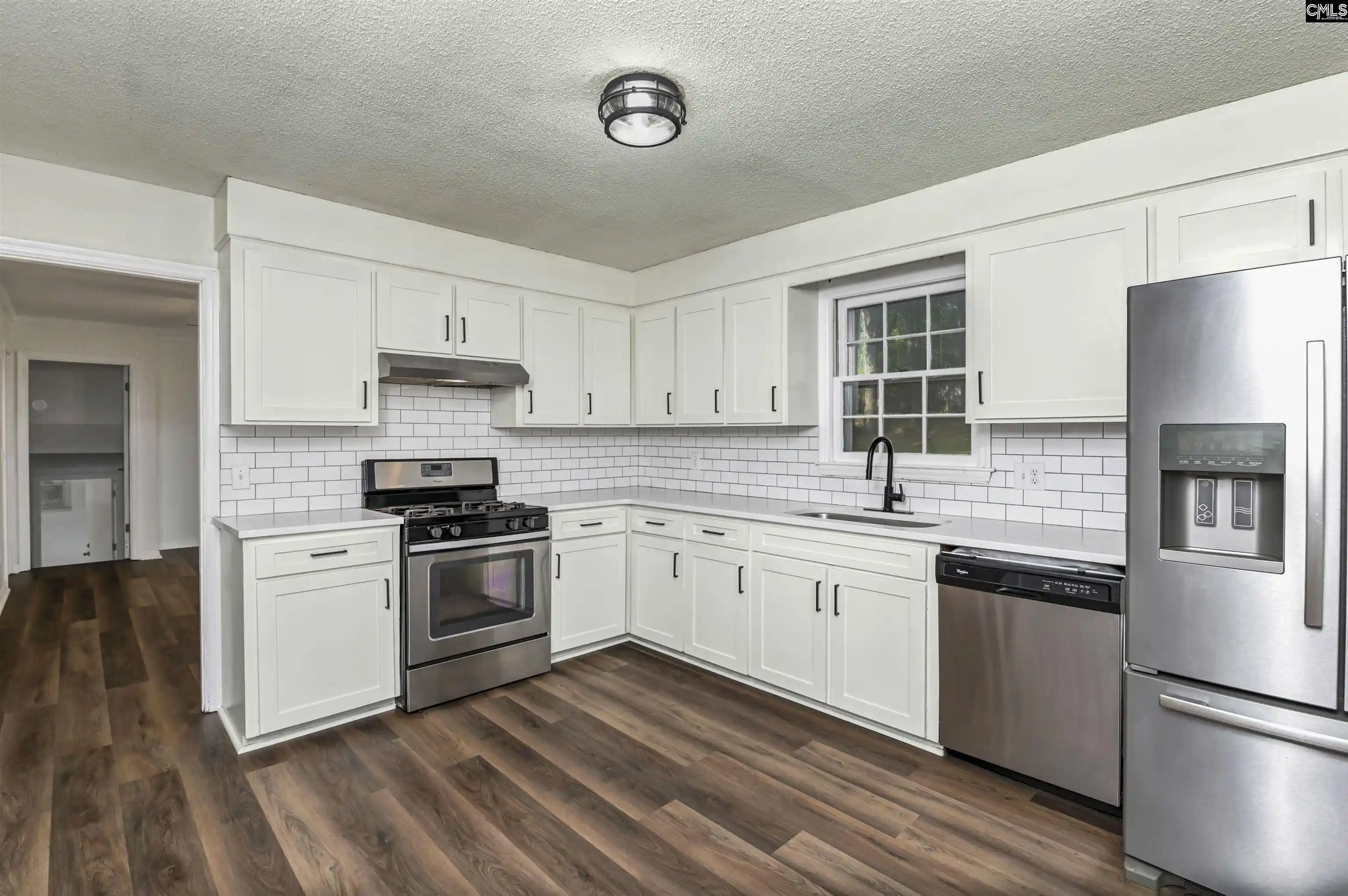 Photo 3 of Single family home for sale at 140 Garden Springs, Columbia, SC 29209 | MLS# 641017 | Listing updated on 2026-09-14